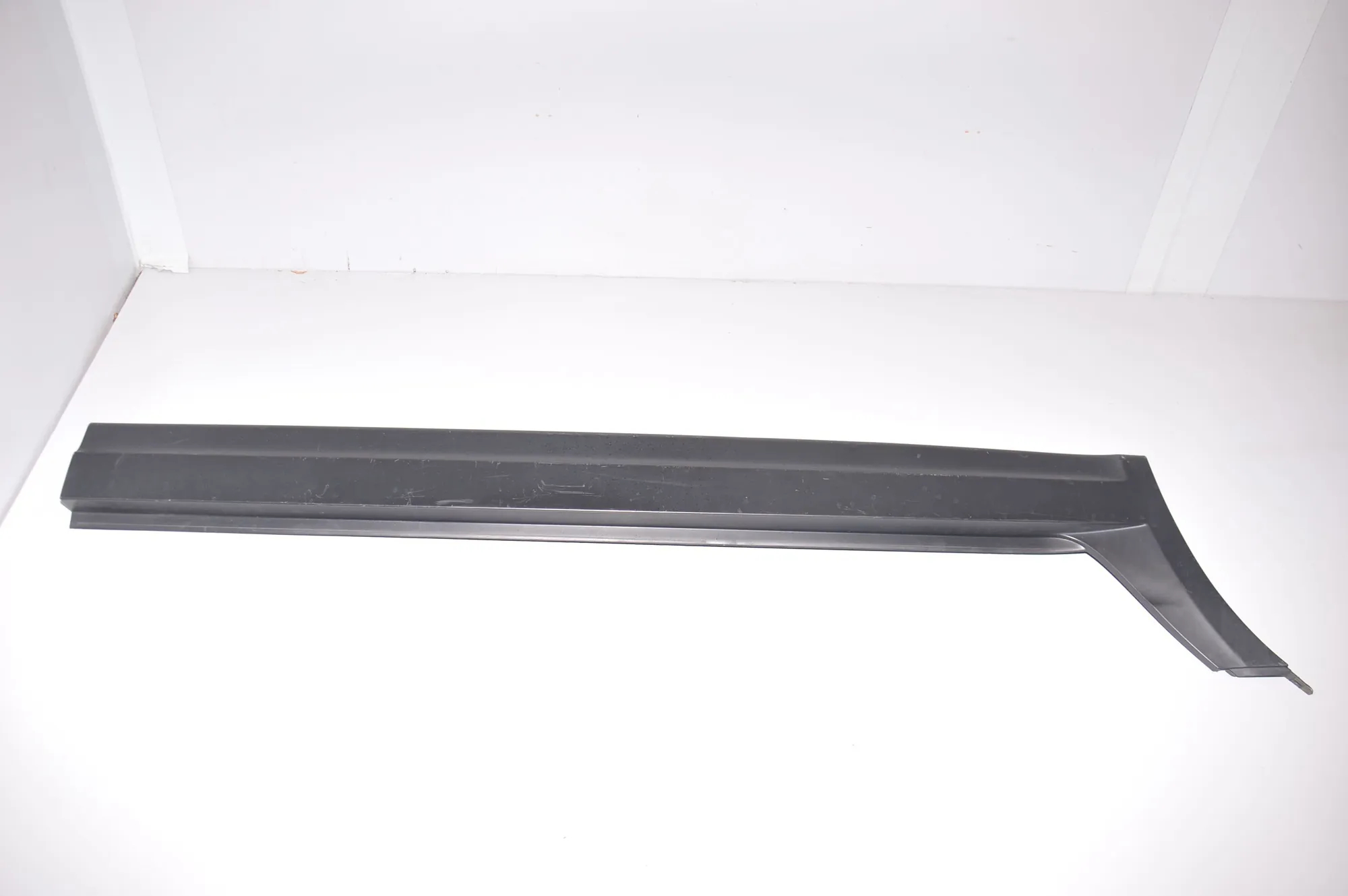 Right Side Plastic Sideskirt Cover – OEM 3330866 · BMW X3 (E83) xDrive 30 d 2007 – 4