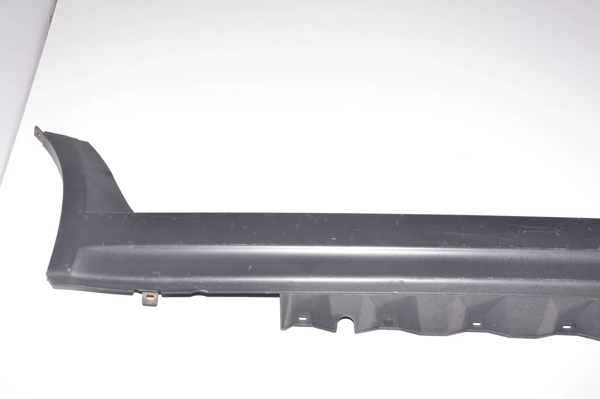 Right Side Plastic Sideskirt Cover – OEM 3330866 · BMW X3 (E83) xDrive 30 d 2007 – 2