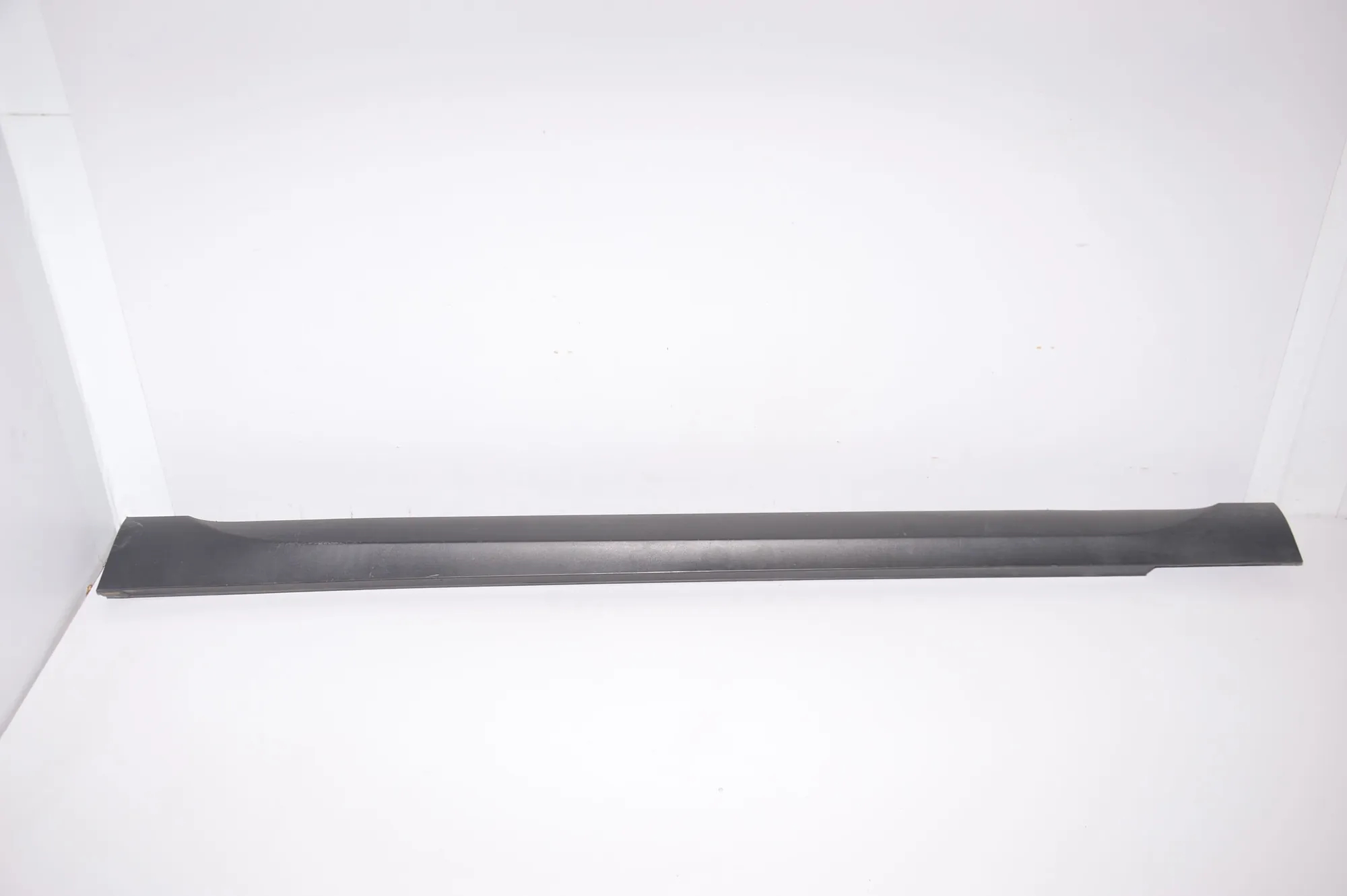 Left Side Plastic Sideskirt Cover – OEM 2990169 · BMW X1 (E84) sDrive 20 d 2009 – 4