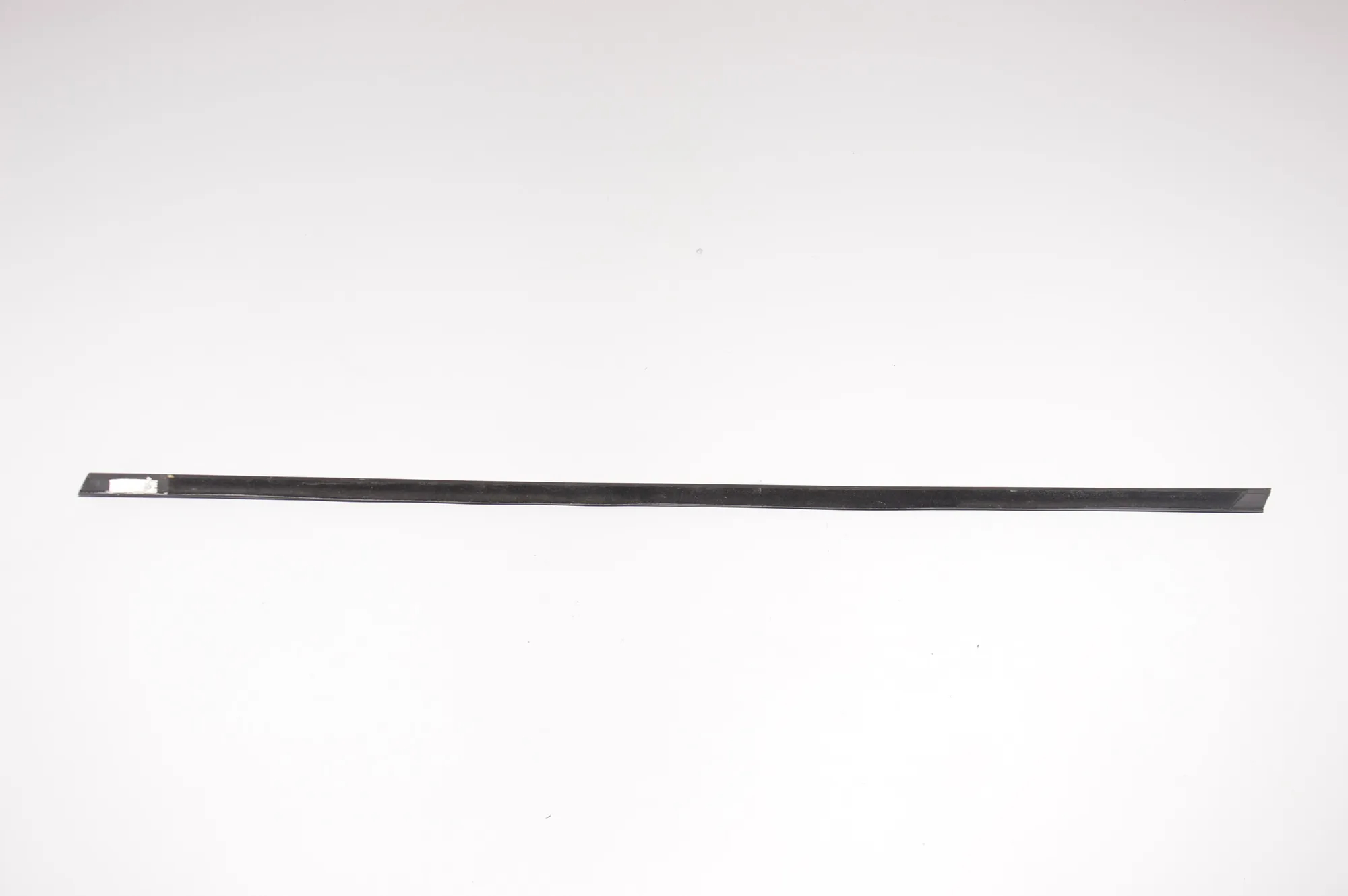 Front Left Door Vertical Trim – OEM 7312991 · BMW i8 (I12) BMW i8 (I12) hybrid 2015 – 4