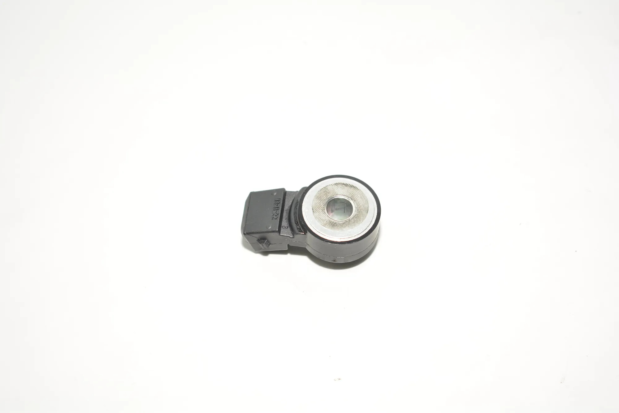 Engine Knock Sensor – OEM 7636937 · BMW 2 Cabrio (F23) (2014 - 2021) 230 i (2015 -, 2.0 L, 185 kW) 2018 – 4