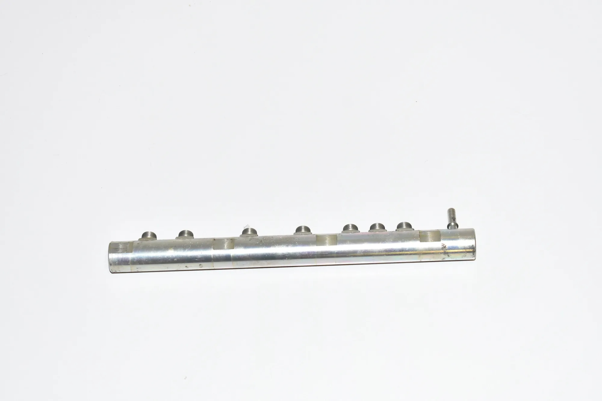 Right Side Fuel Rail – OEM 7792492 · BMW 7 (E65, E66, E67) 745 d 2005