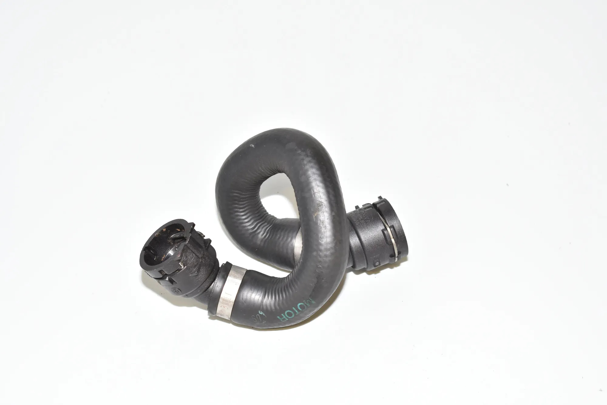 Pipe Hose – OEM 6934146 · BMW 7 (E65, E66, E67) 745 d 2005 – 3