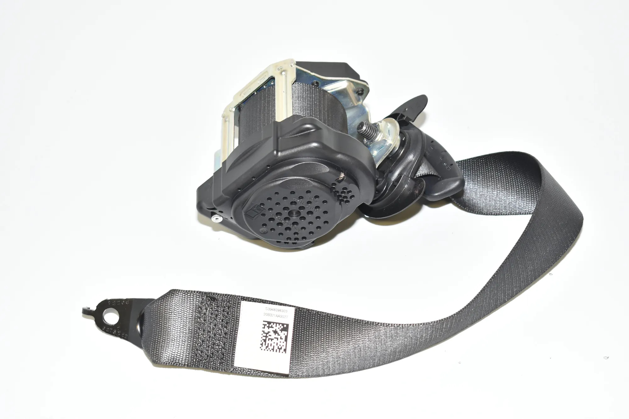 Rear Left Seatbelt – OEM 9483983 · BMW 5 (G30) BMW 5 (G30) 530 i 2020