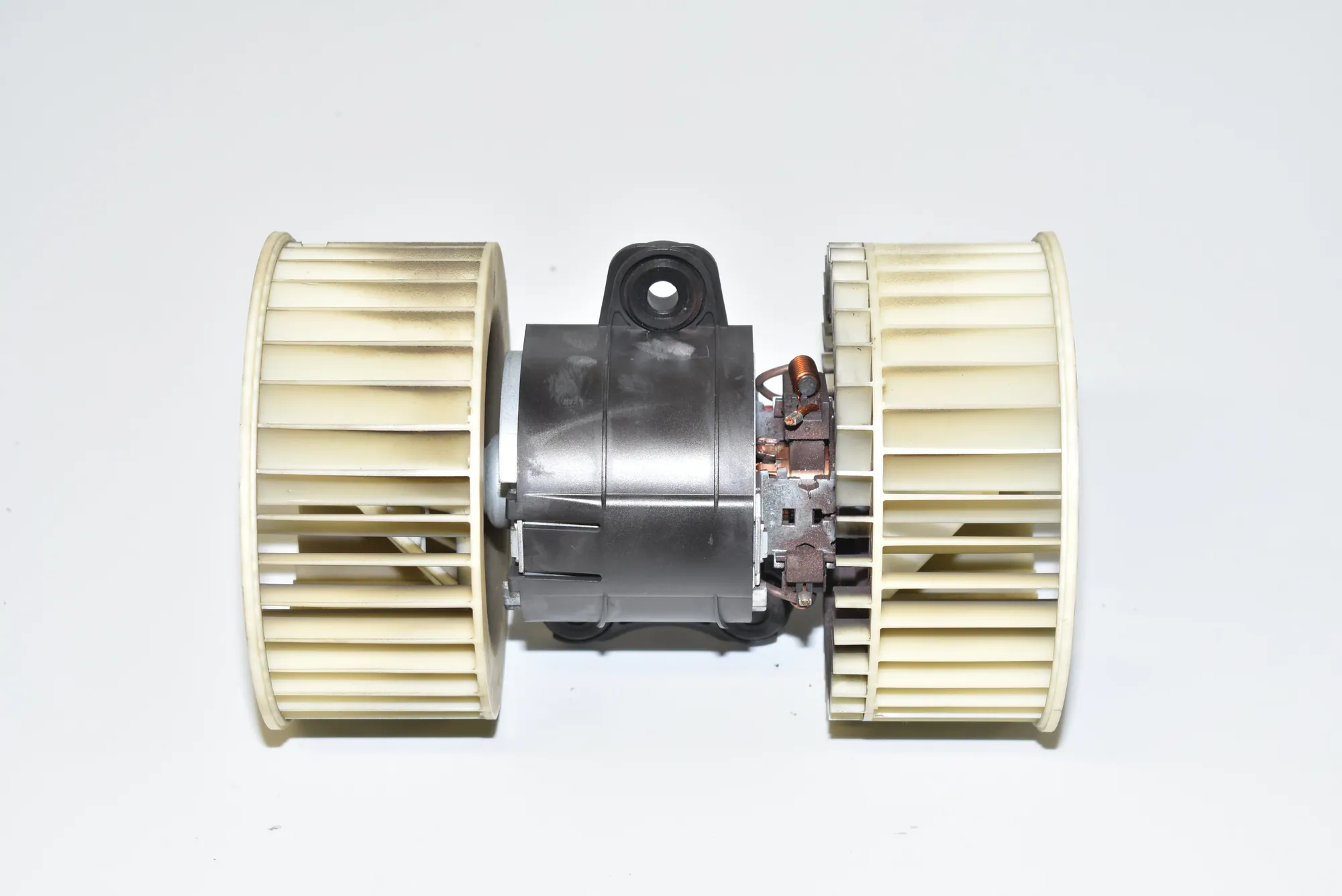 Heater Blower Fan – OEM 8385558 · BMW X5 (E53) 3.0 d 2006 – 2