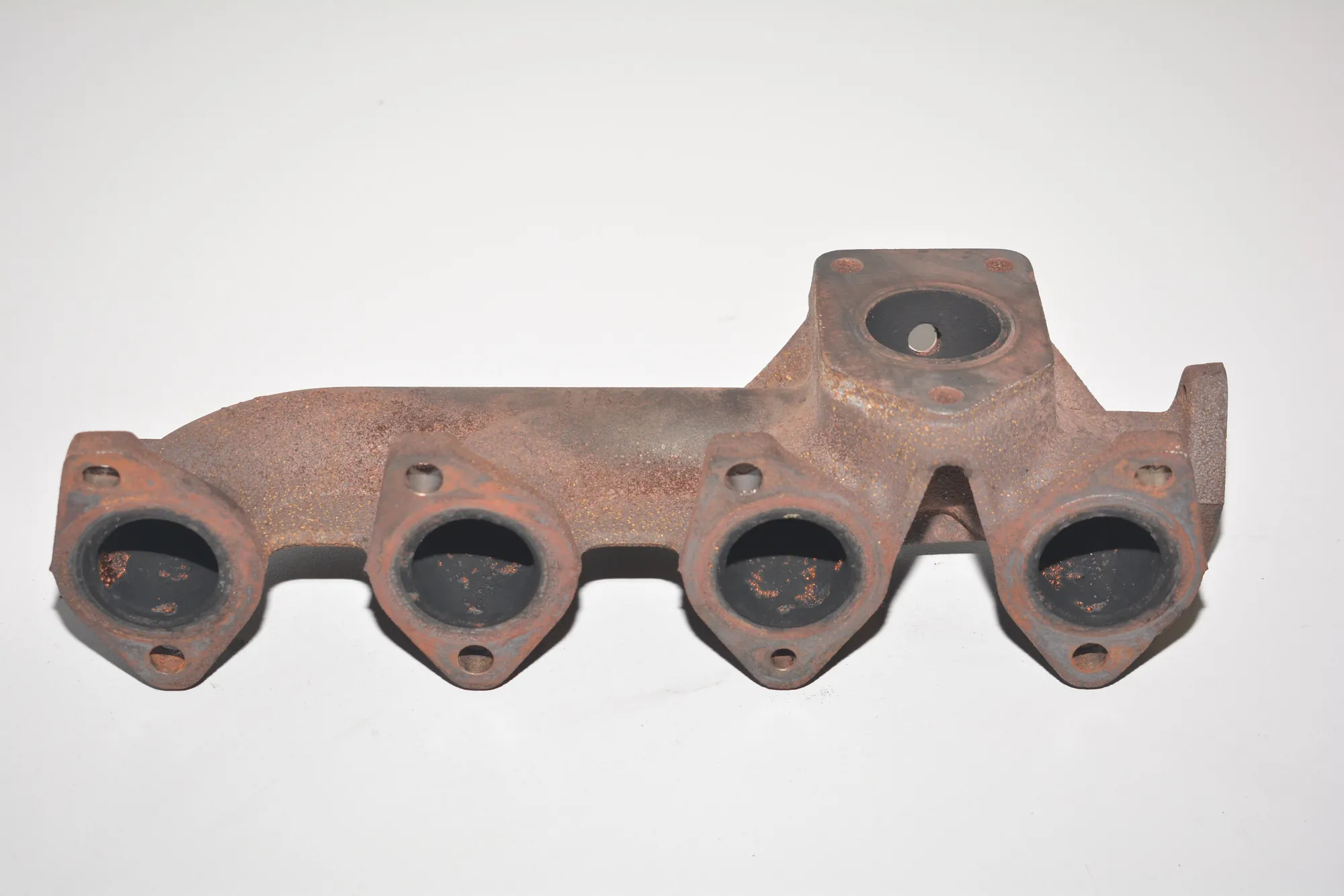 Exhaust Manifold – OEM 7810182 · BMW 3 (E90) 318 d 2009 – 3