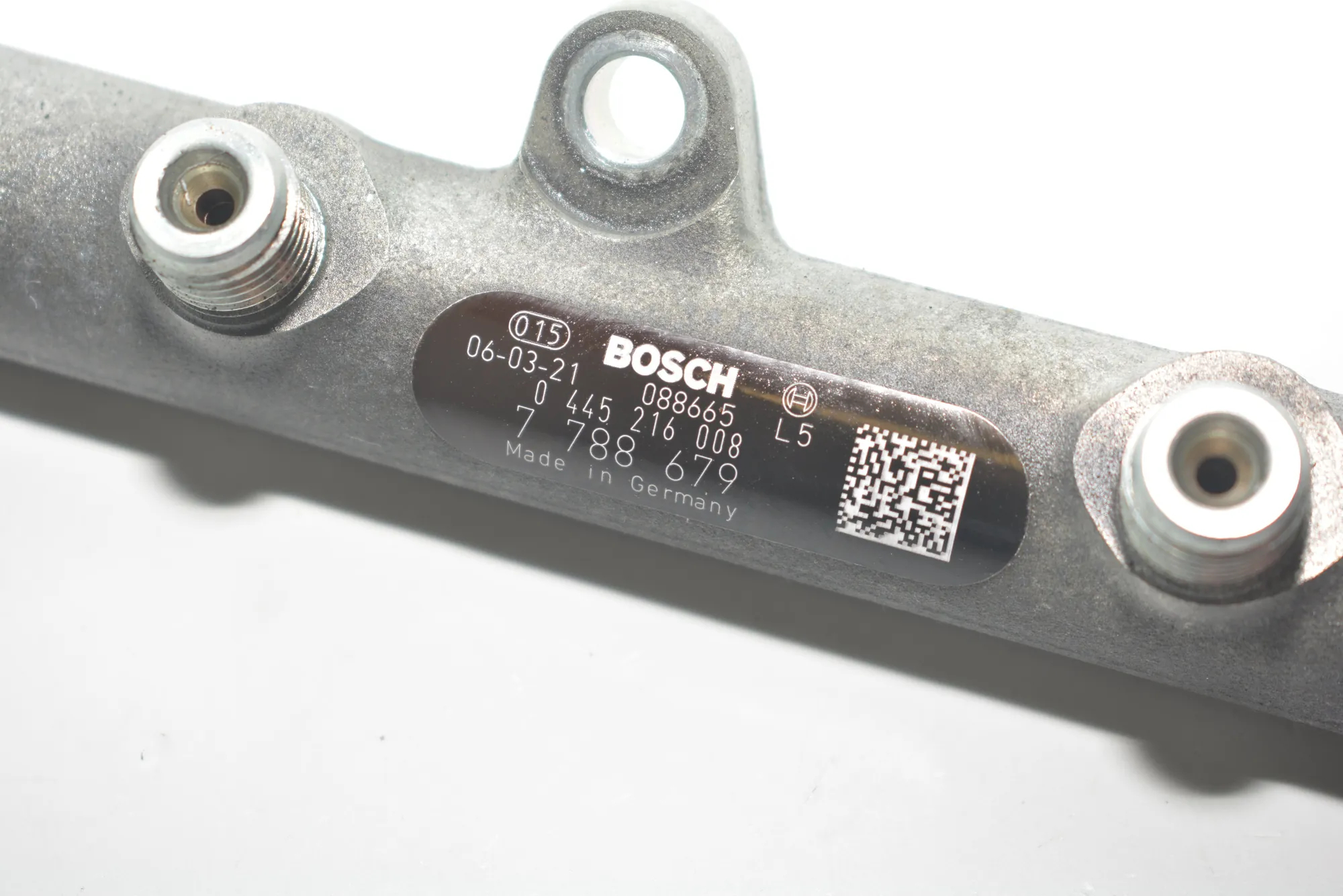Fuel Rail – OEM 7788679 · BMW X5 (E53) 3.0 d 2006 – 6