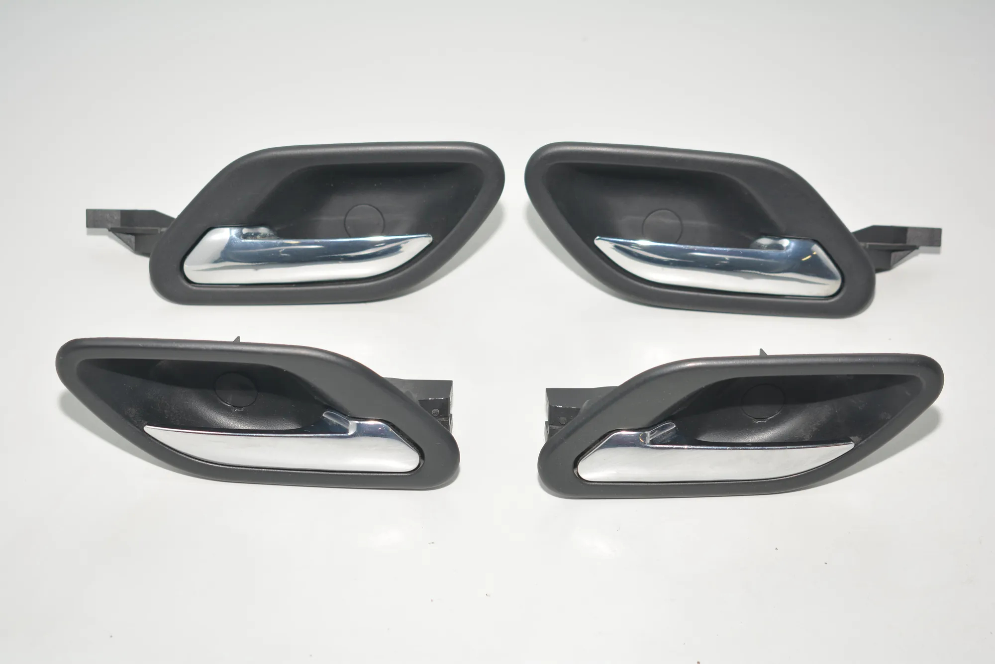 Front Left Inner Opening Handle – OEM 8226049 · BMW 5 Touring (E39) 530 d 2002