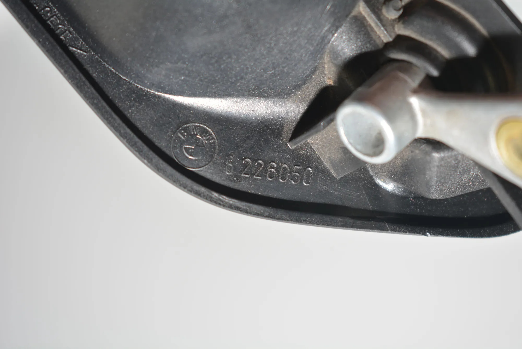 Front Left Inner Opening Handle – OEM 8226049 · BMW 5 Touring (E39) 530 d 2002 – 8