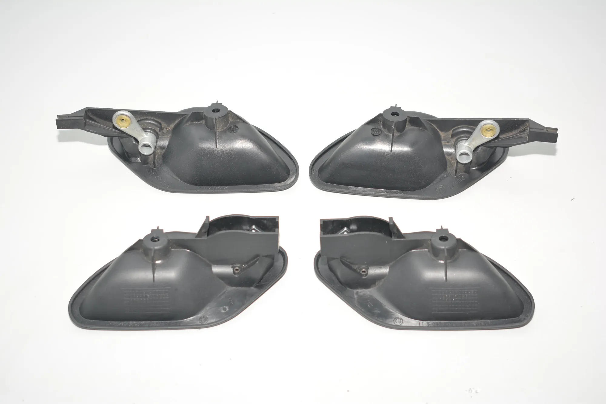 Front Left Inner Opening Handle – OEM 8226049 · BMW 5 Touring (E39) 530 d 2002 – 4