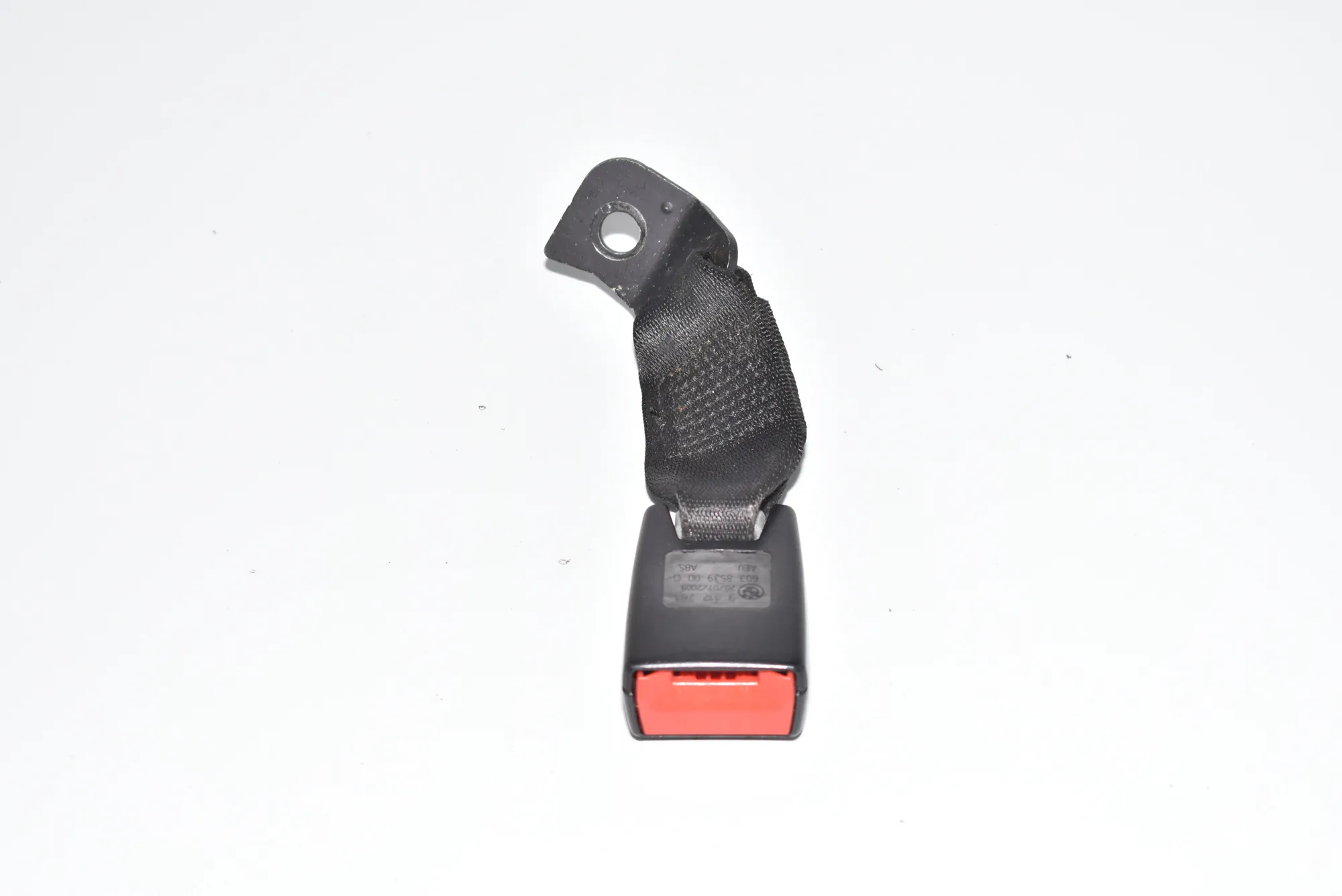 Rear Left Seat Buckle – OEM 9117261 · BMW 3 (E90) 318 d 2009 – 2