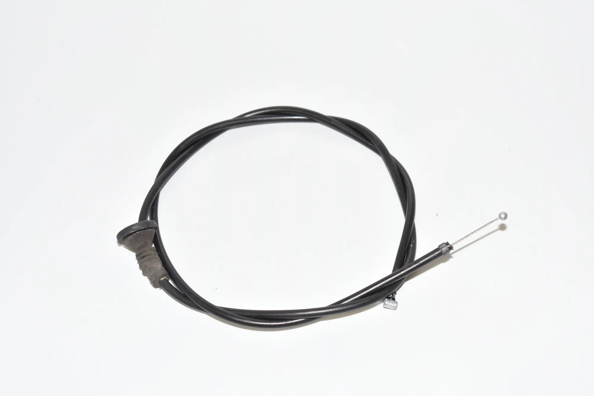 Bonnet Lock Cable – OEM 7201904 · BMW 3 (E90) 318 d 2009 – 2