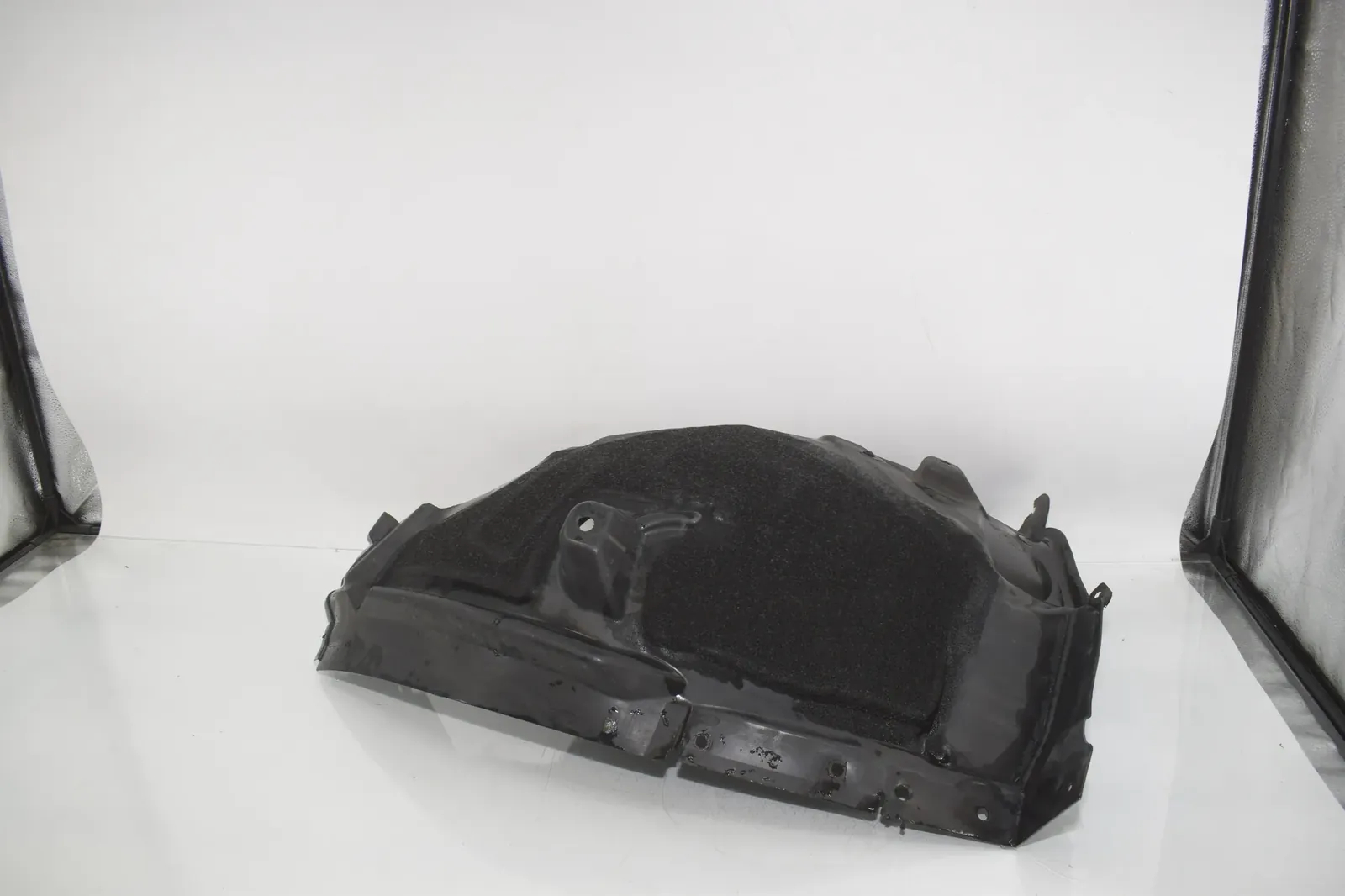Front Left Arch Liner Rear Part – OEM 7368601 · BMW i3 (I01) s Range Extender 2019