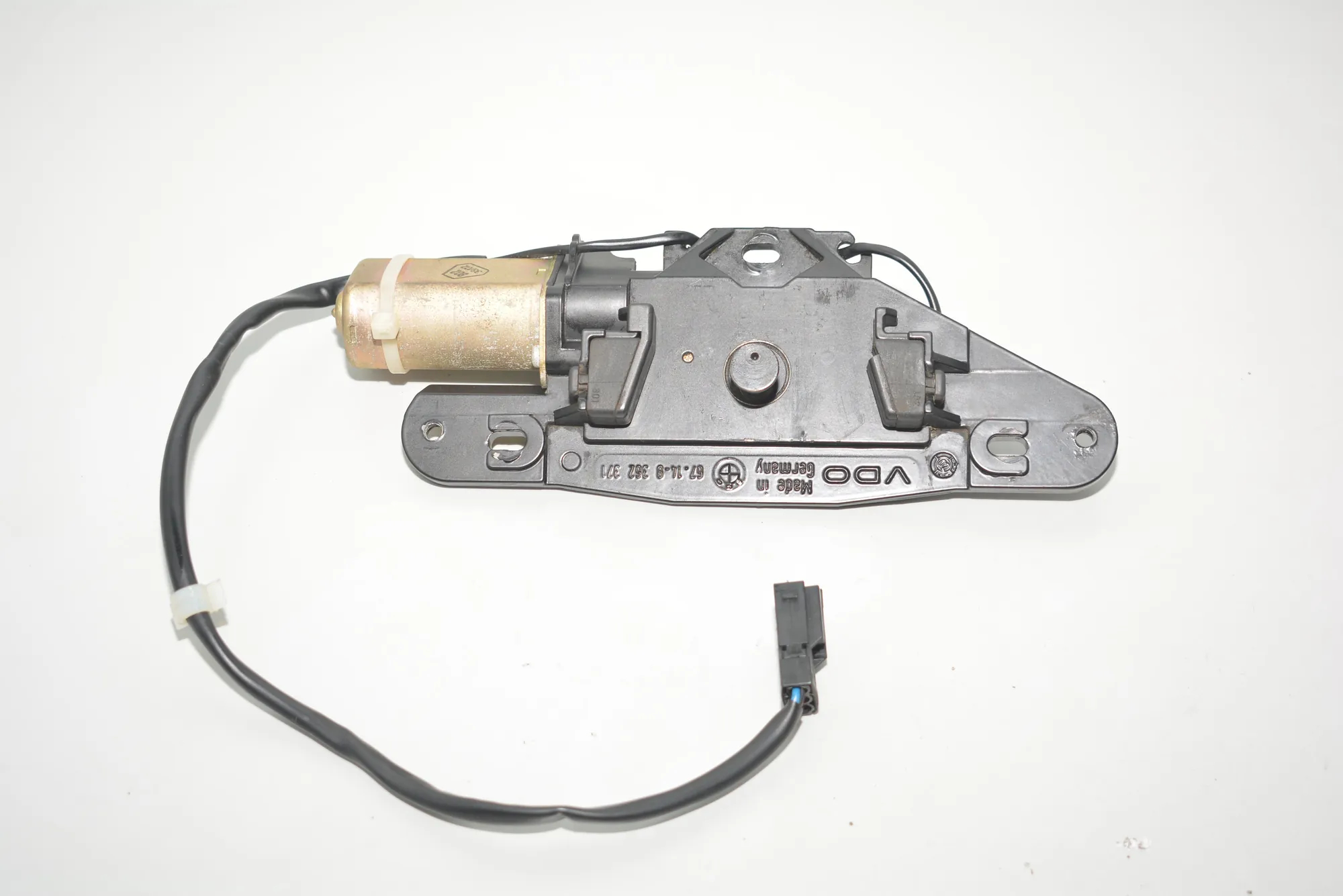 Tailgate Boot Lock – OEM 8362371 · BMW 5 Touring (E39) 530 d 2002