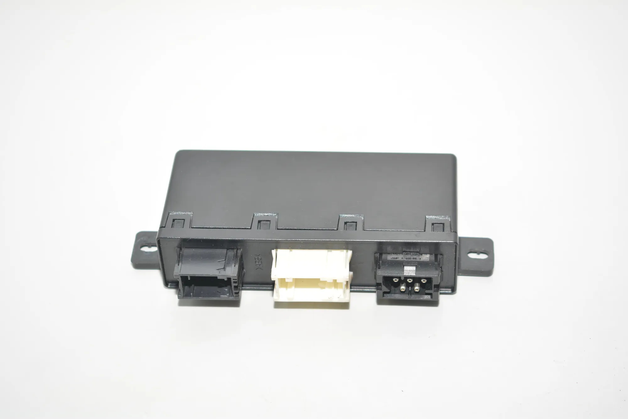 Front Left Door Control Unit – OEM 6904245 · BMW 5 Touring (E39) 530 d 2002 – 2