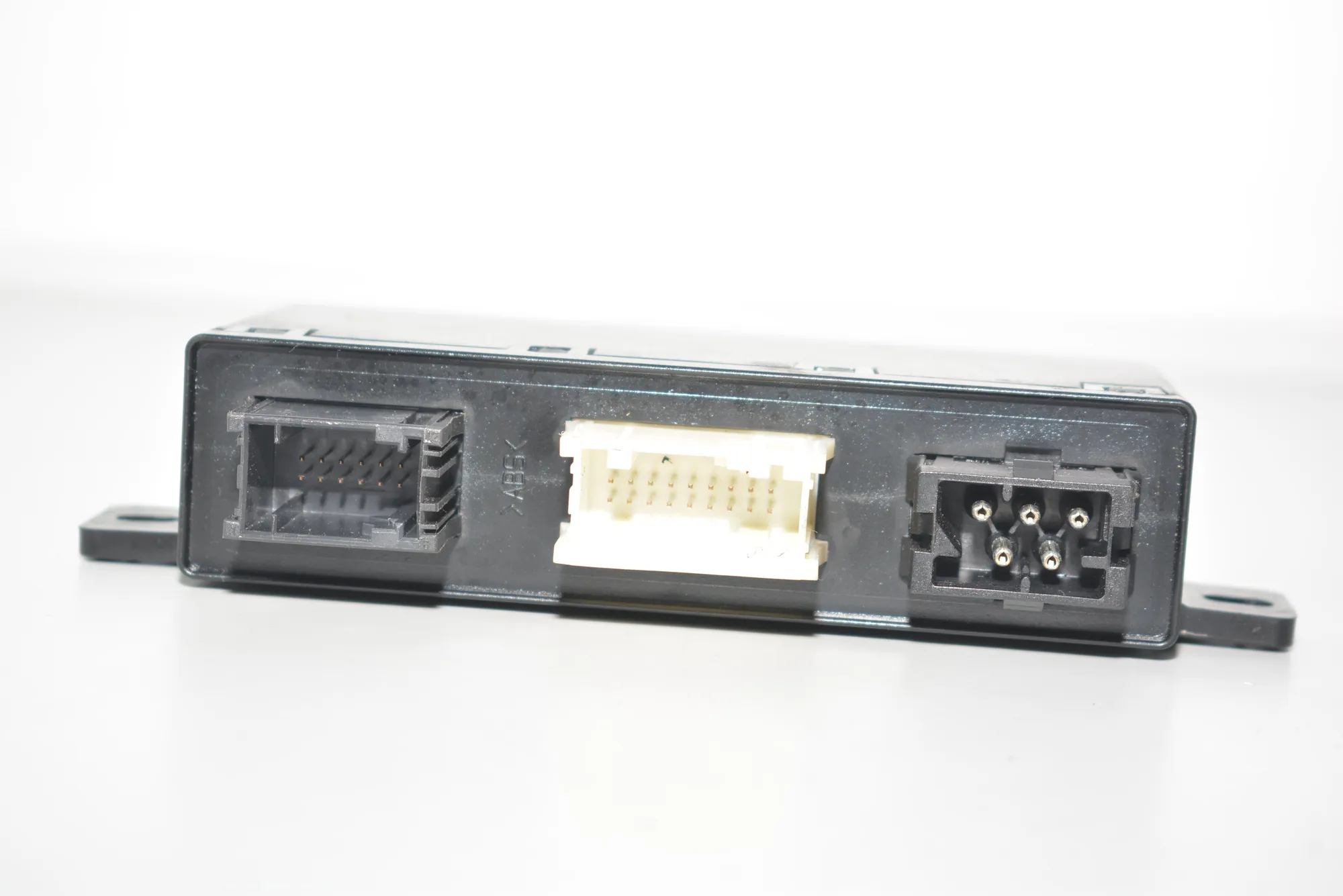 Front Left Door Control Unit – OEM 6904245 · BMW 5 Touring (E39) 530 d 2002 – 5