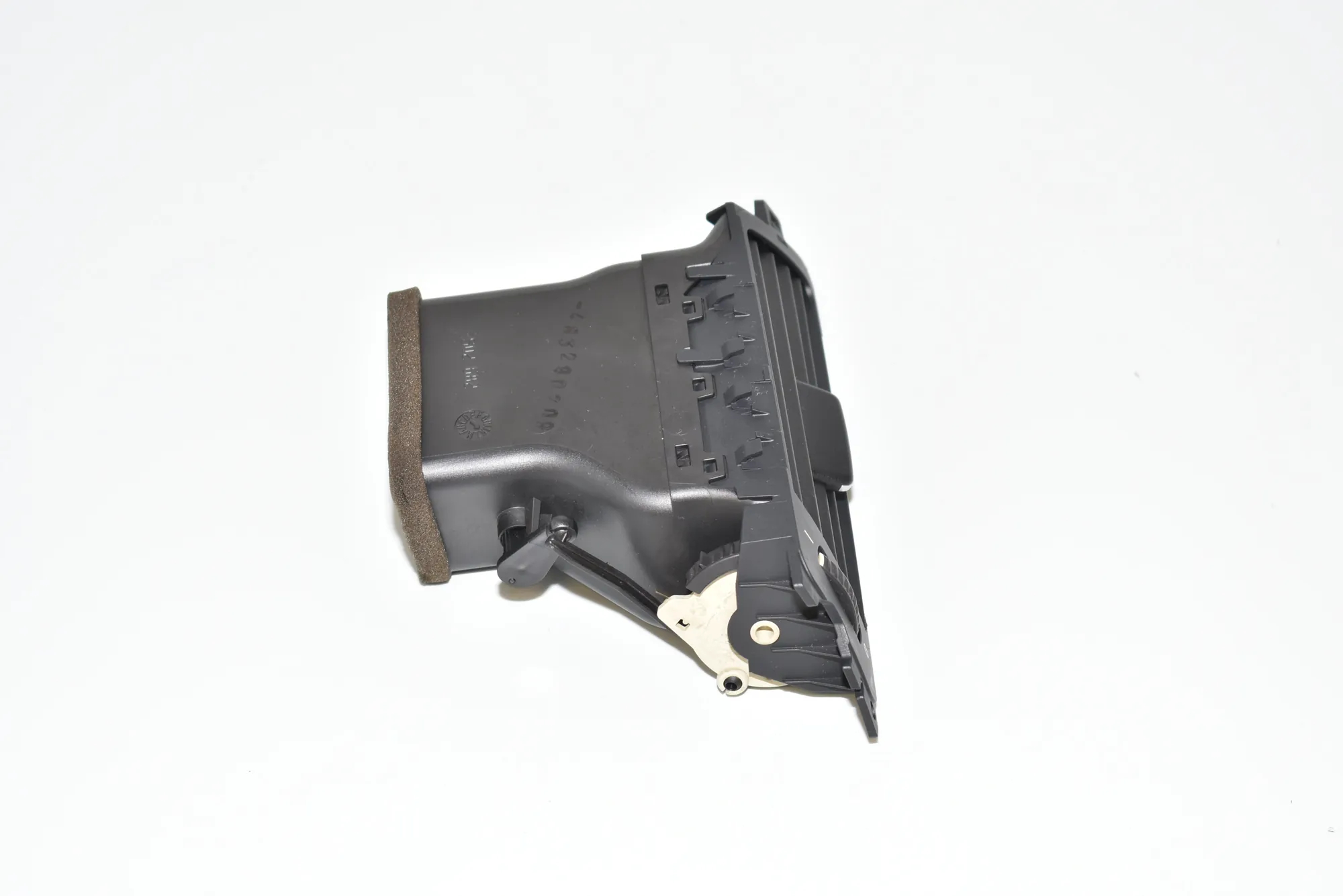 Dashboard Air Vents – OEM 9130465 · BMW 3 (E90) 318 d 2009 – 2
