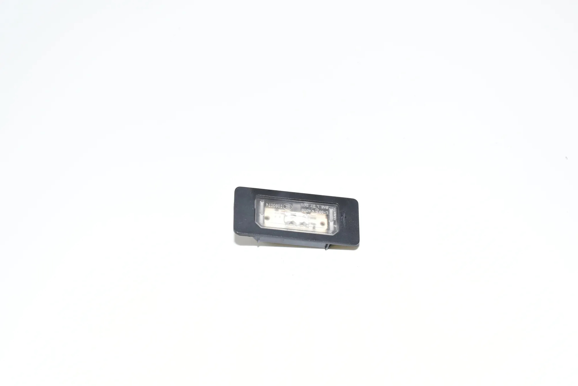 License Plate Lights – OEM 7193293 · BMW 3 (E90) 318 d 2009