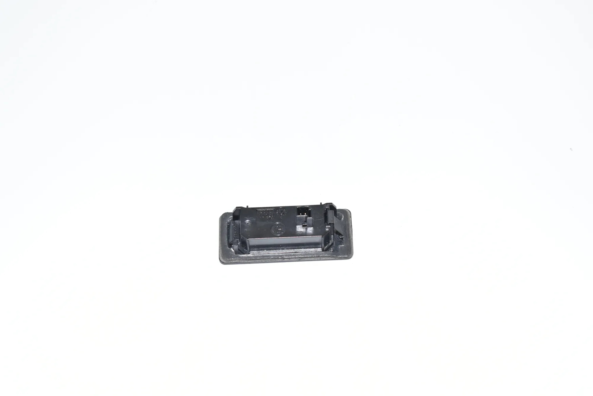 License Plate Lights – OEM 7193293 · BMW 3 (E90) 318 d 2009 – 3