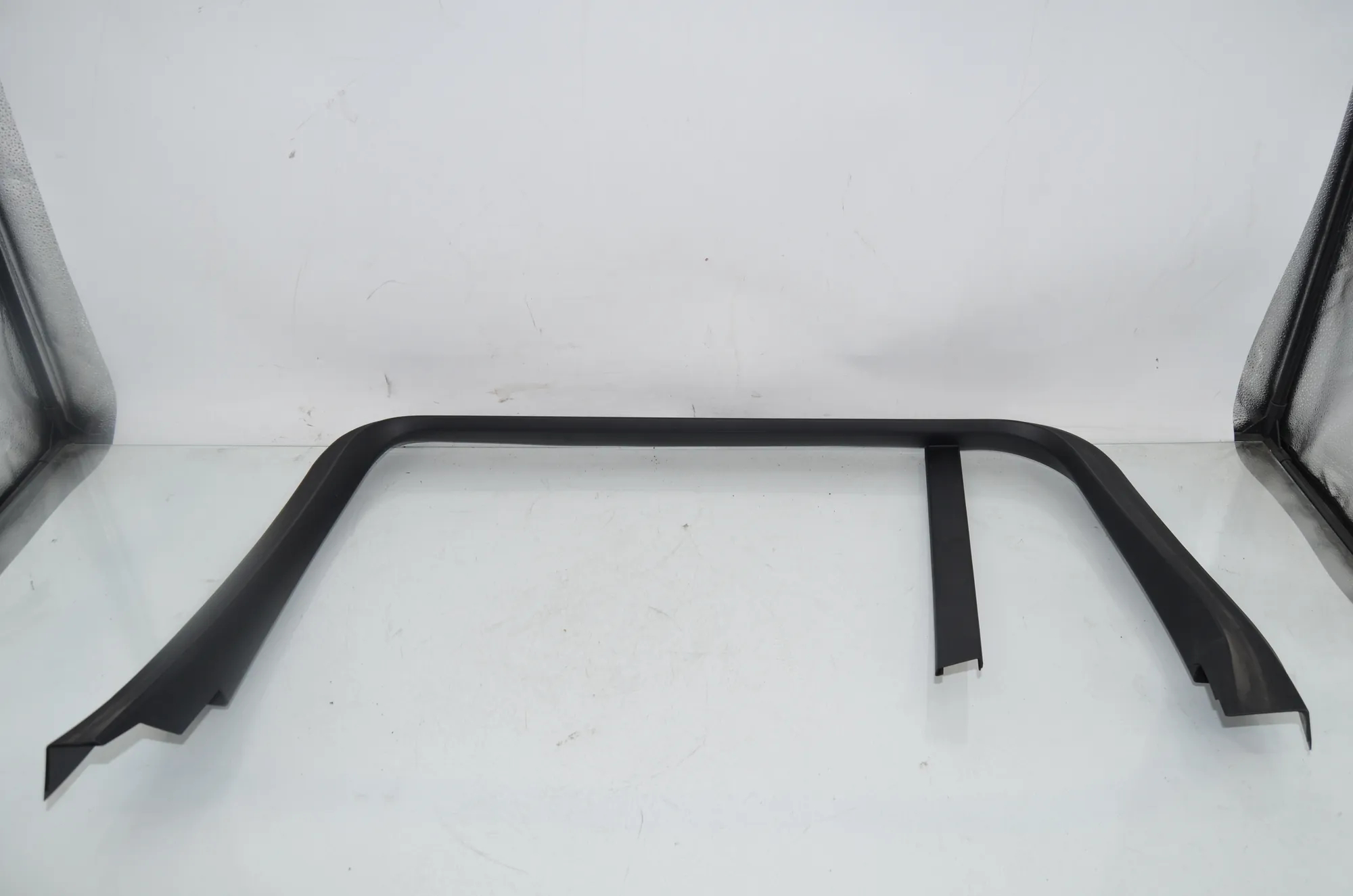 Rear Right Door Panel Trim – OEM 51427445508 · BMW X7 (G07) BMW X7 (G07) xDrive 40 i 2021
