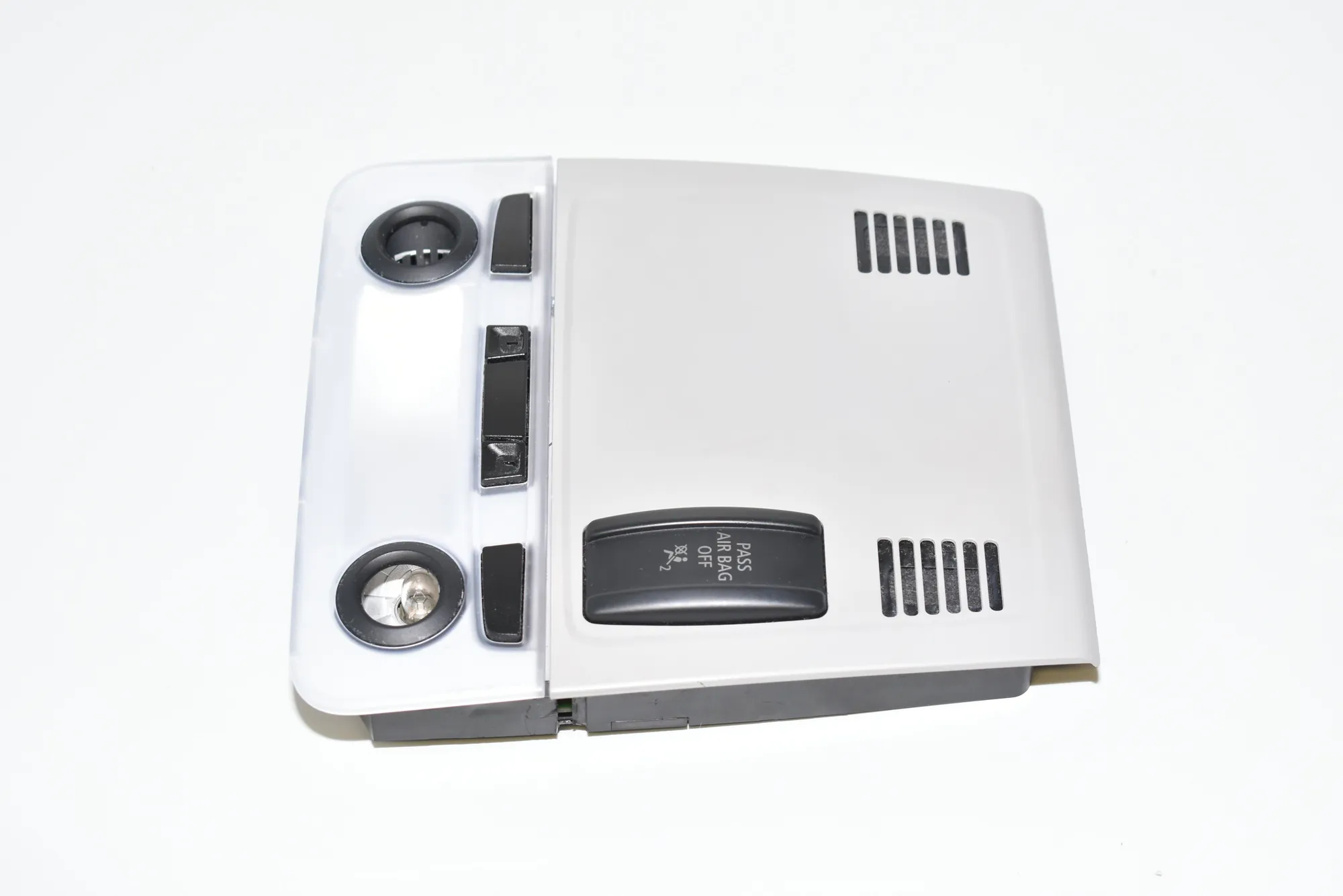 Interior Lighting – OEM 9205113 · BMW 3 (E90) 318 d 2009 – 2