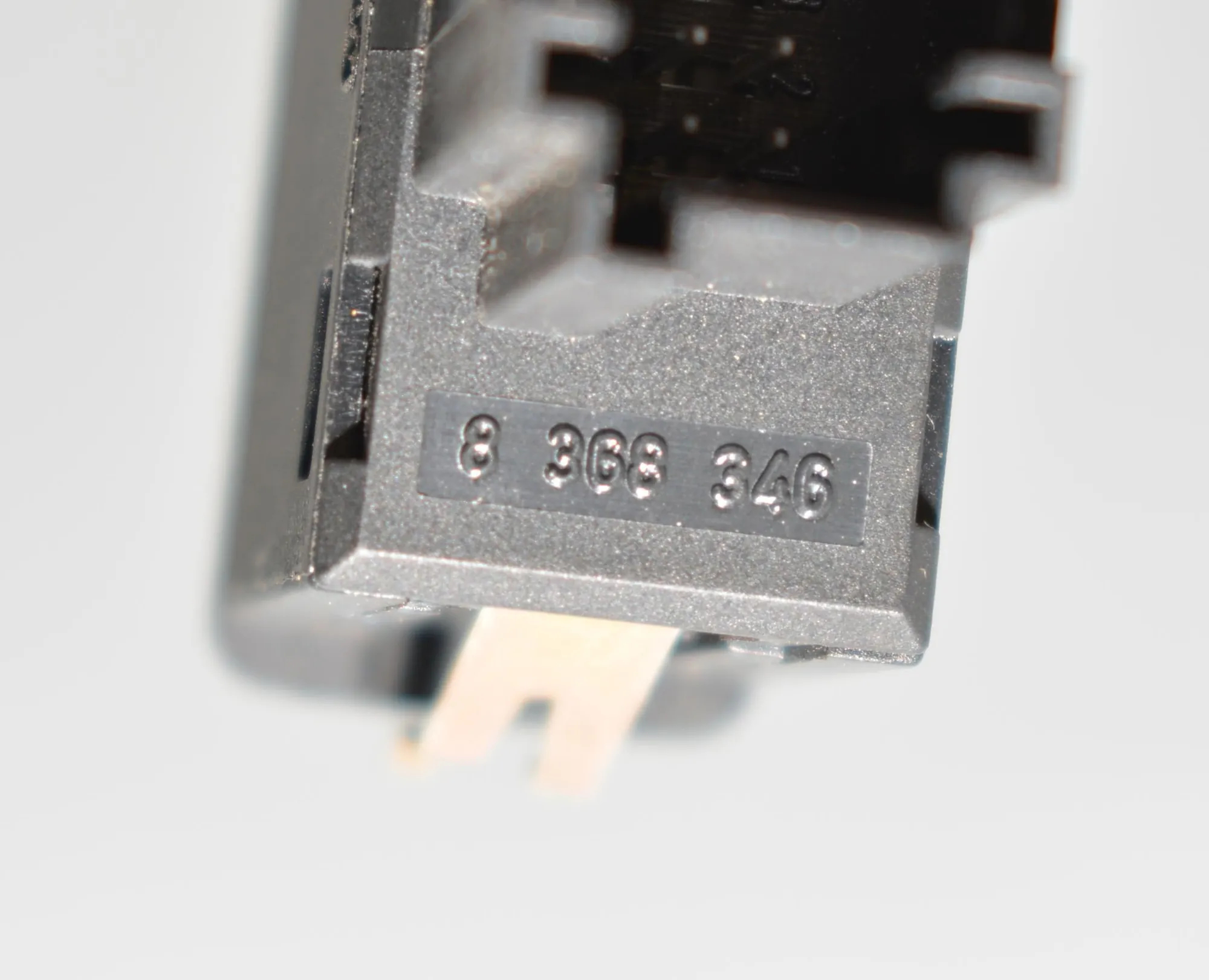 USB/AUX-In Socket Port – OEM 8368346 · BMW X5 (E53) 3.0 d 2005 – 4