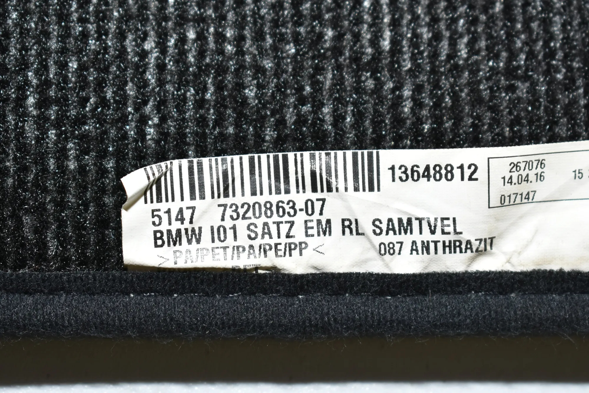 Floor Mat Set – OEM 7320863 · BMW i3 (I01) Hybrid 2016 – 3