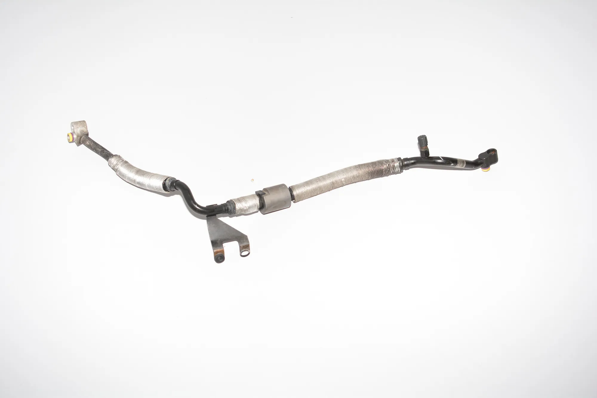 A/C Air Con Hose Pipe – OEM 52529410 · BMW 7 (E65, E66, E67) 745 d 2005 – 4