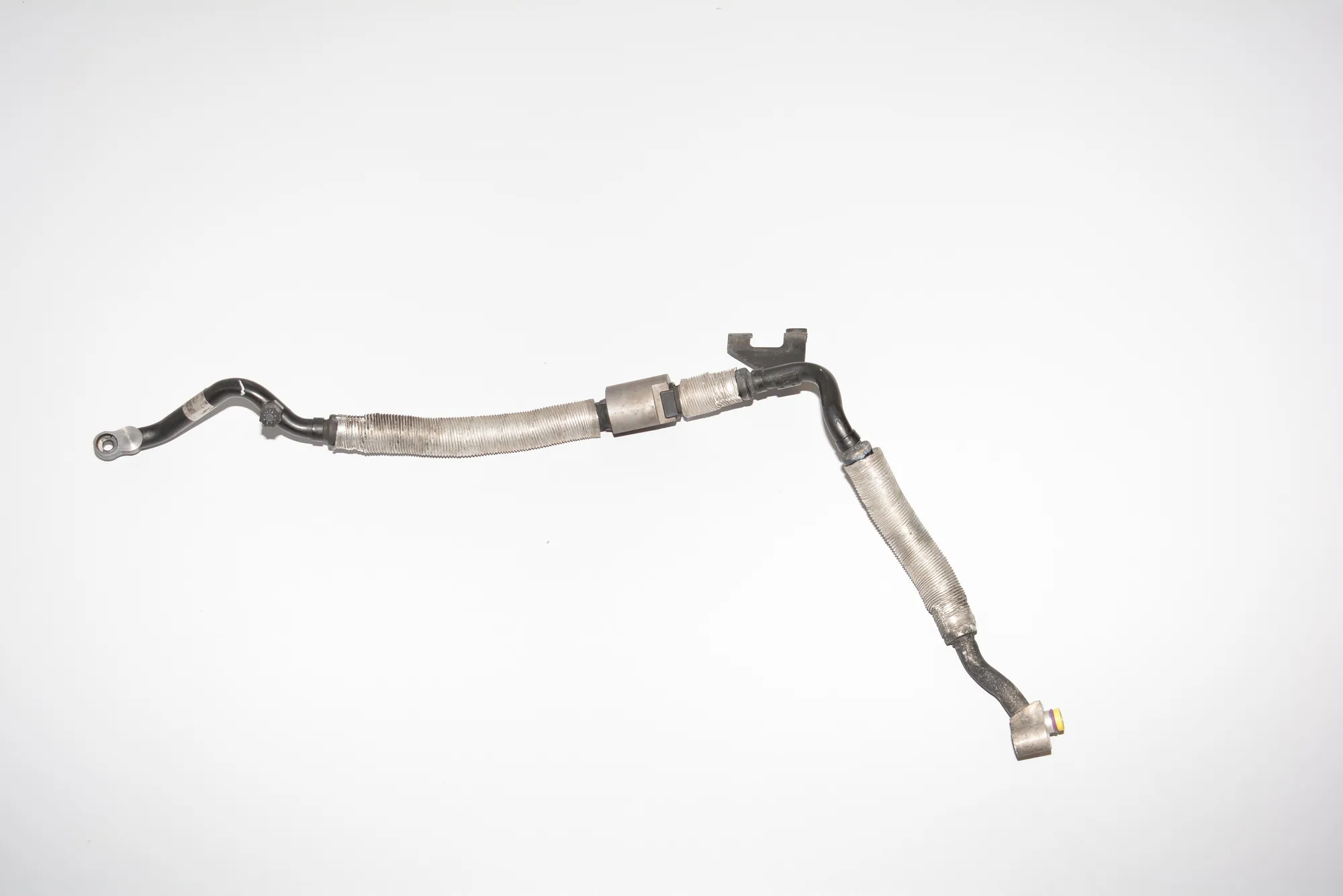 A/C Air Con Hose Pipe – OEM 52529410 · BMW 7 (E65, E66, E67) 745 d 2005 – 3