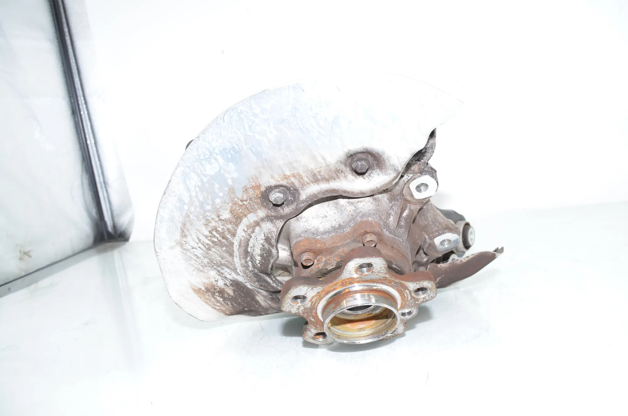 Rear Right Wheel Hub – OEM 6886448 · BMW 3 Touring (G21) BMW 3 Touring (G21) 330 e Plug-in-Hybrid 2021 – 3