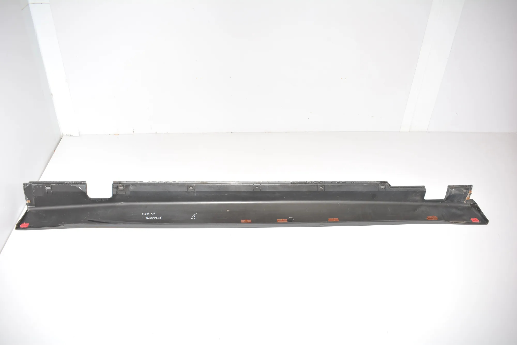 Left Side Plastic Sideskirt Cover – OEM 7145433 · BMW 7 (E65, E66, E67) 745 d 2005 – 5