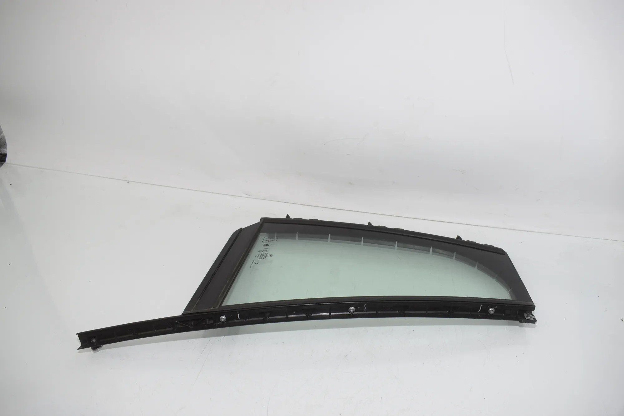 Rear Right Quarter Window – OEM 7431146 · BMW X7 (G07) BMW X7 (G07) xDrive 40 i 2019 – 3