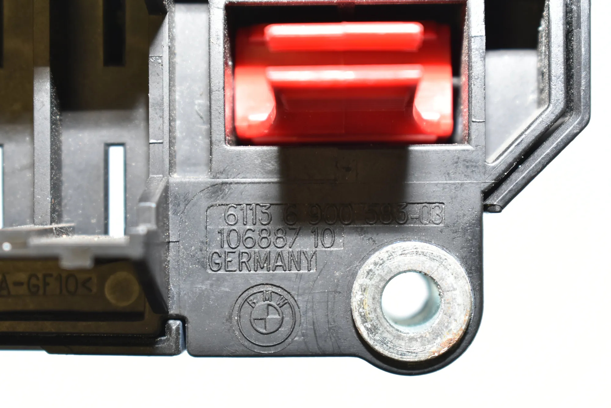 Fuse Box – OEM 6900583 · BMW 7 (E65, E66, E67) 745 d 2005 – 4