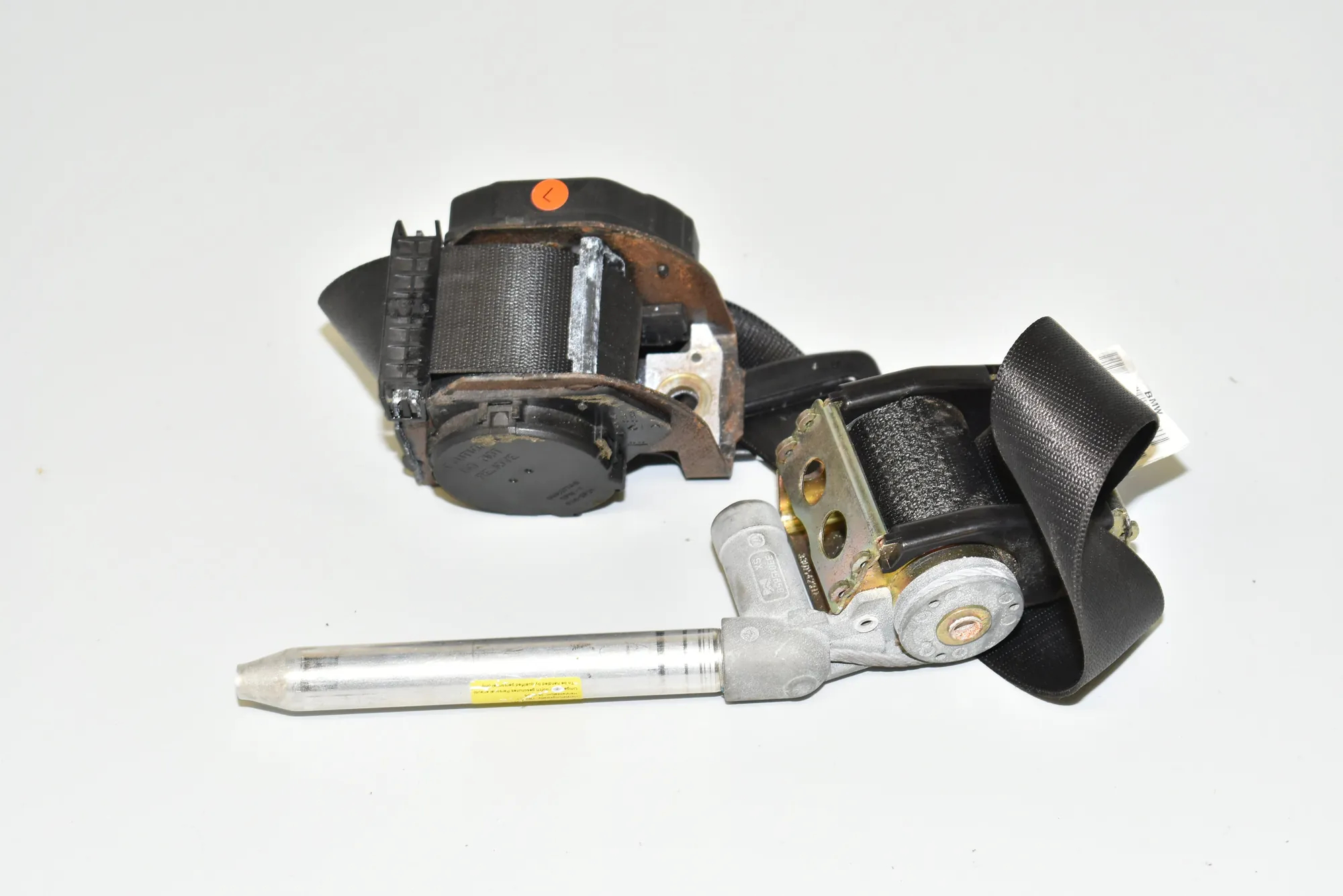 Rear Left Seatbelt – OEM 7022401 · BMW 7 (E65, E66, E67) 745 d 2005 – 2