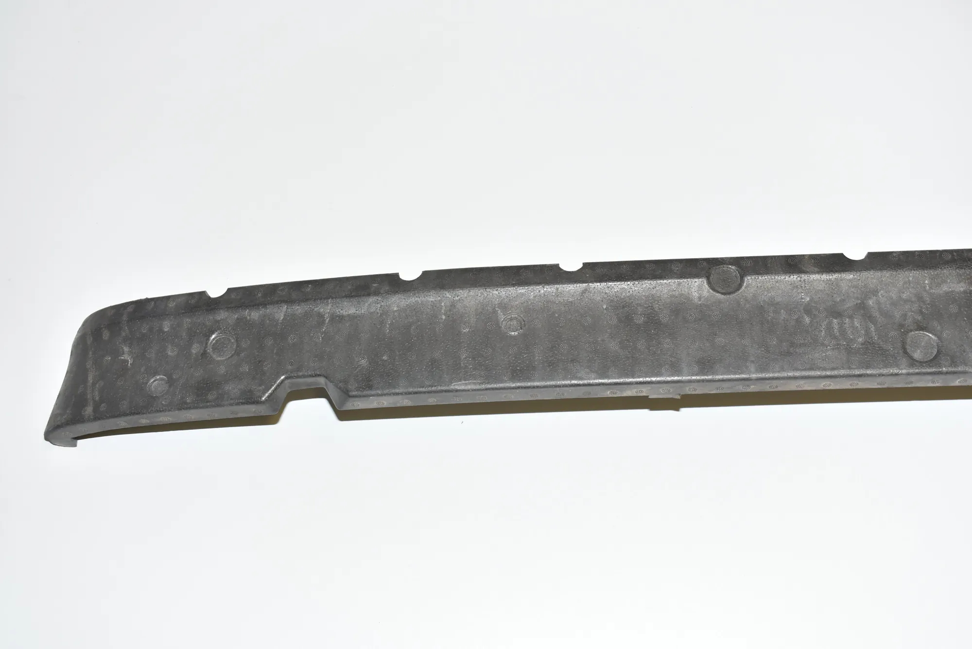 Rear Bumper Foam – OEM 7135589 · BMW 7 (E65, E66, E67) 745 d 2005 – 2