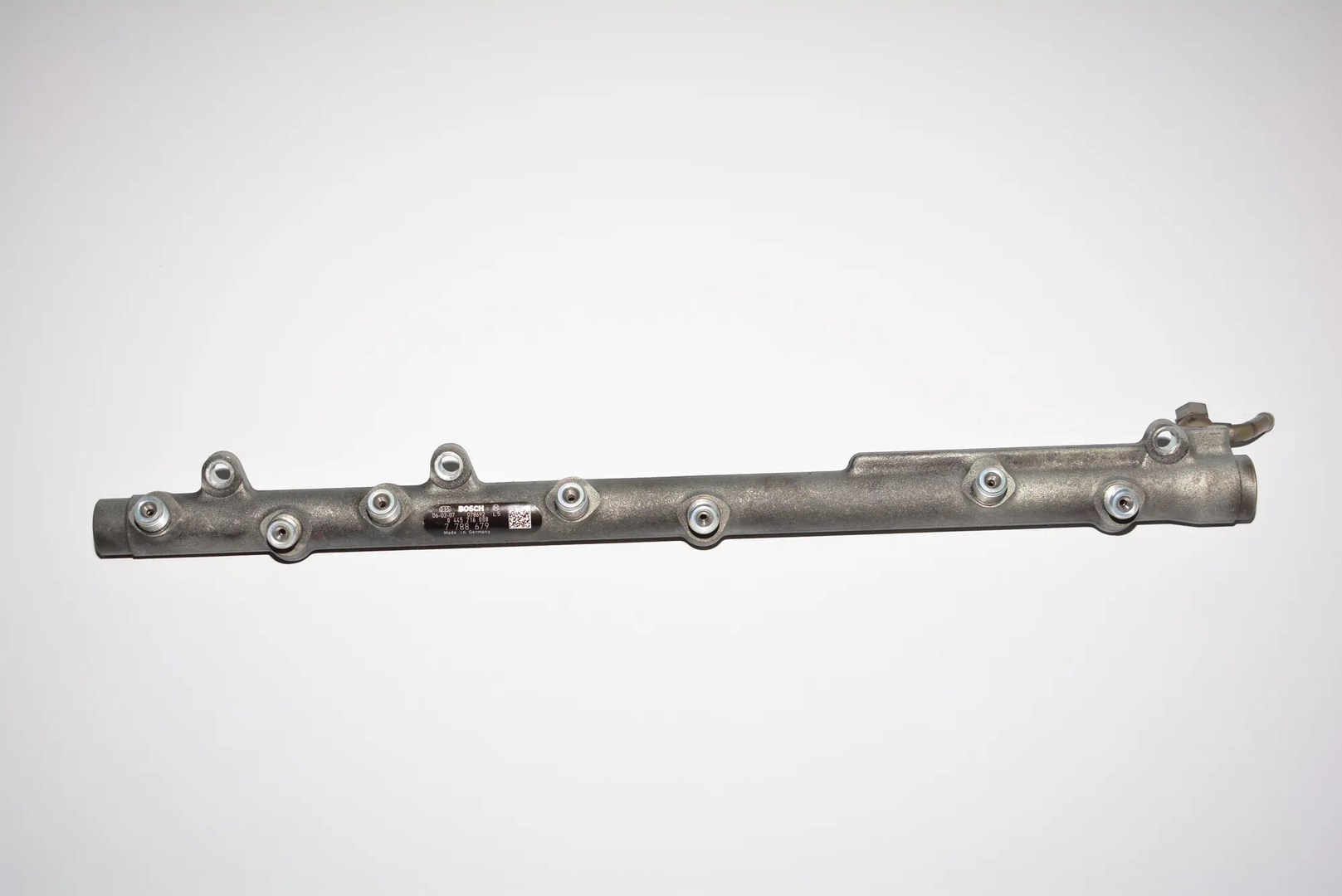 Fuel Rail – OEM 7788679 · BMW X5 X5 (E53) (2000 - 2007) 3.0 d (2003 - 2006, 3.0 L, 160 kW) 2005 – 2