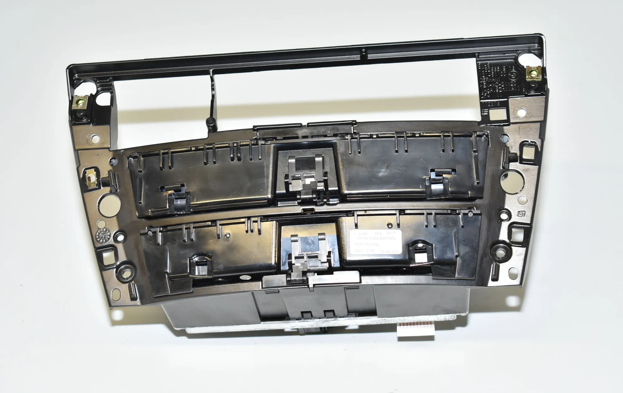 Other Interior Parts – OEM 7032886 · BMW 7 (E65, E66, E67) 745 d 2005 – 2