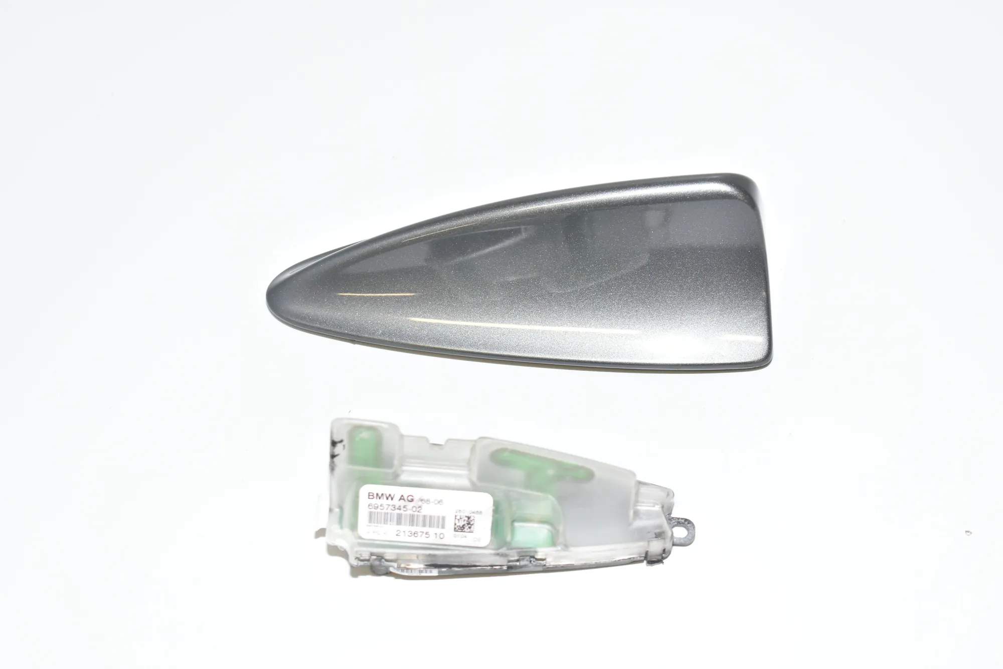 Antenna – OEM 6957345 · BMW 7 (E65, E66, E67) 745 d 2005