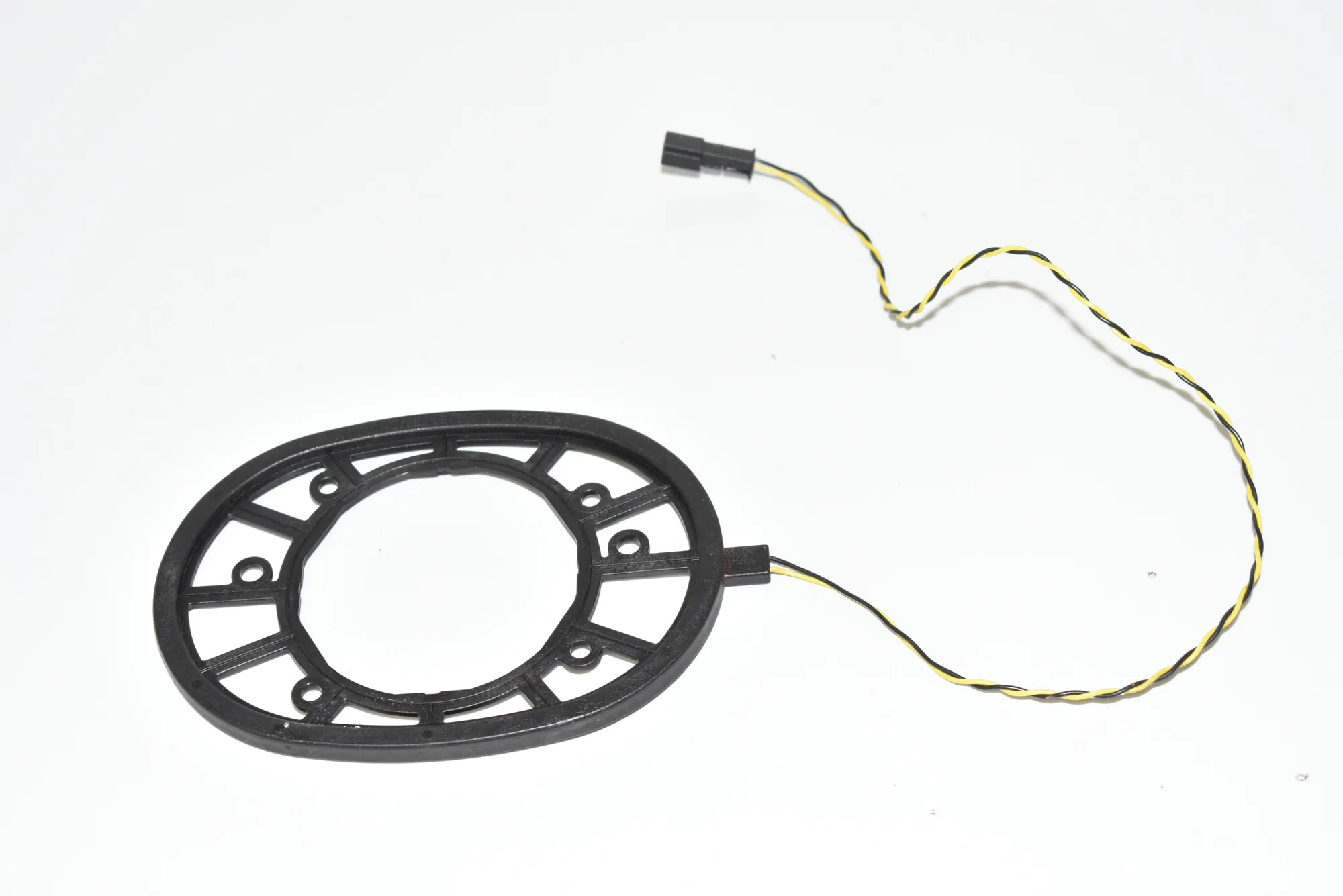 Keyless Entry Antenna – OEM 6911756 · BMW 7 (E65, E66, E67) 745 d 2005 – 2