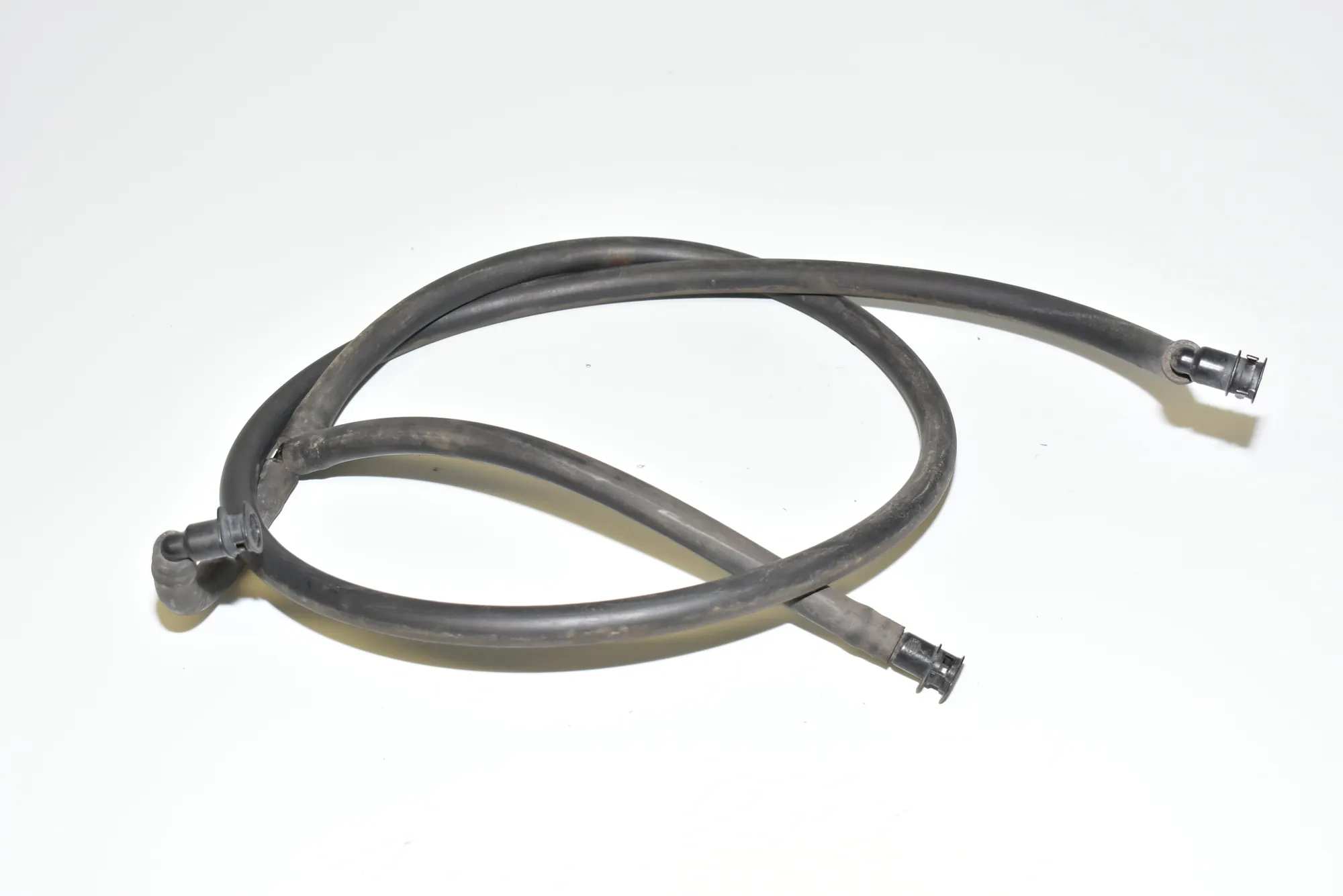 Headlight Washer Nozzle Pipe – OEM 7137403 · BMW 7 (E65, E66, E67) 745 d 2005 – 2