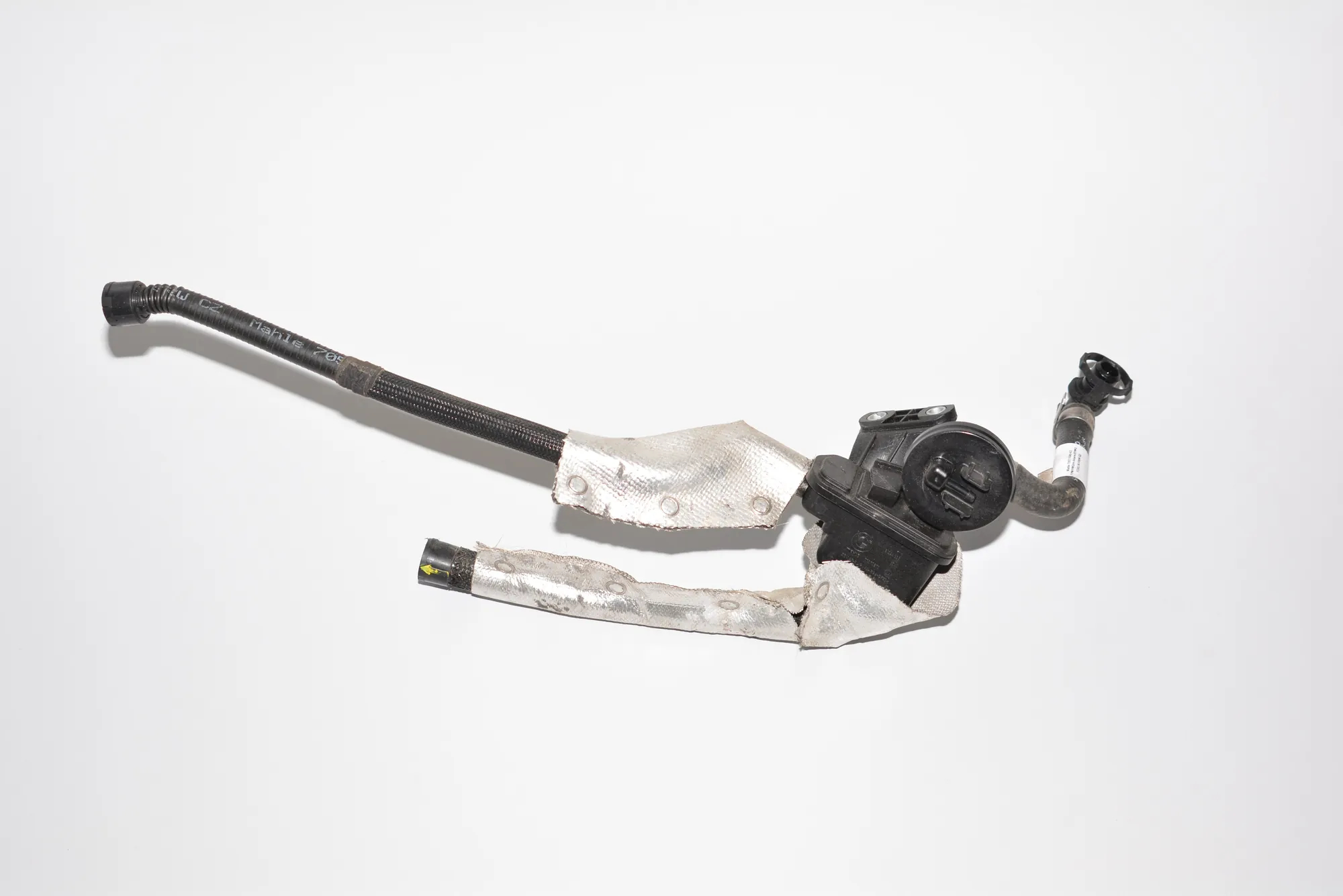 Other Engine Compartment Parts – OEM 8544835 · BMW i3 (I01) Hybrid 2016