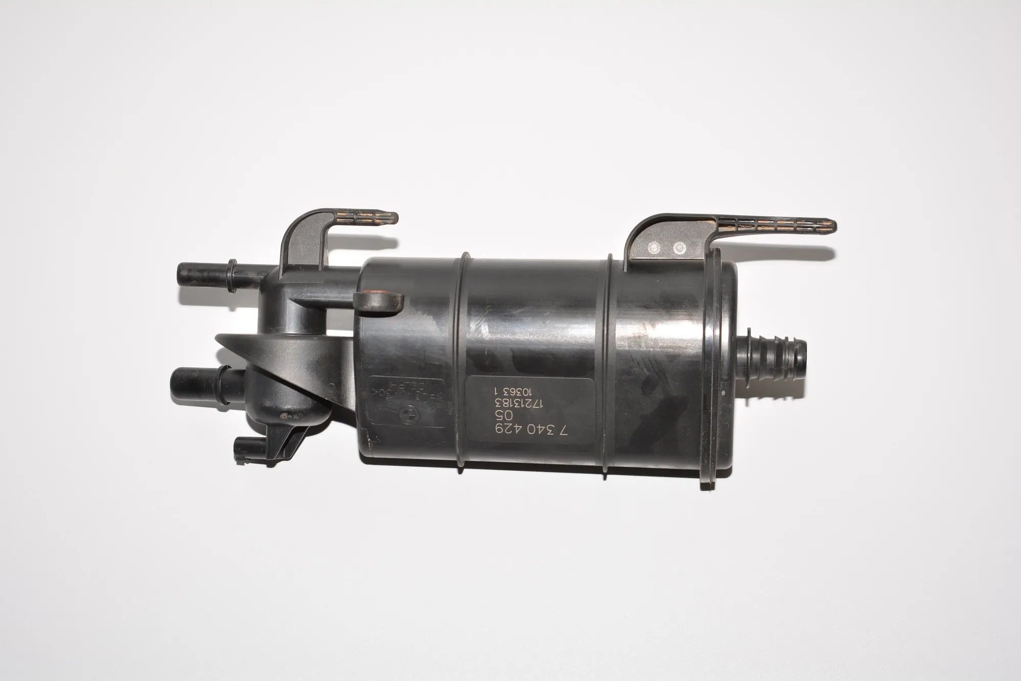 Charcoal Container Filter – OEM 7340429 · BMW i3 (I01) Hybrid 2016