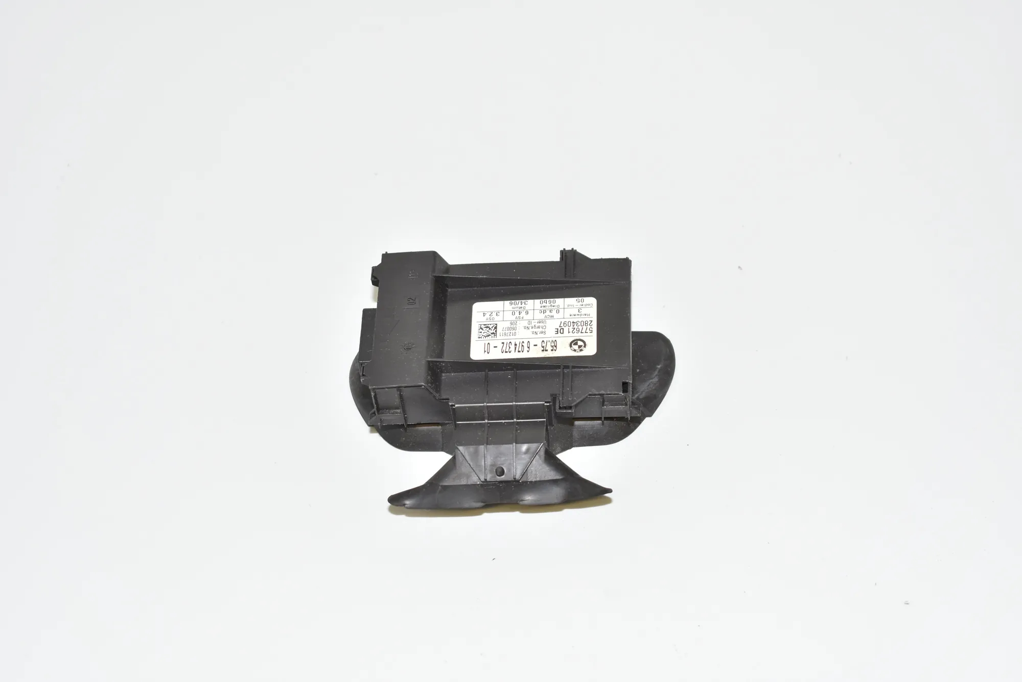 Other Control Units – OEM 6974372 · BMW 7 (E65, E66, E67) 745 d 2005 – 2