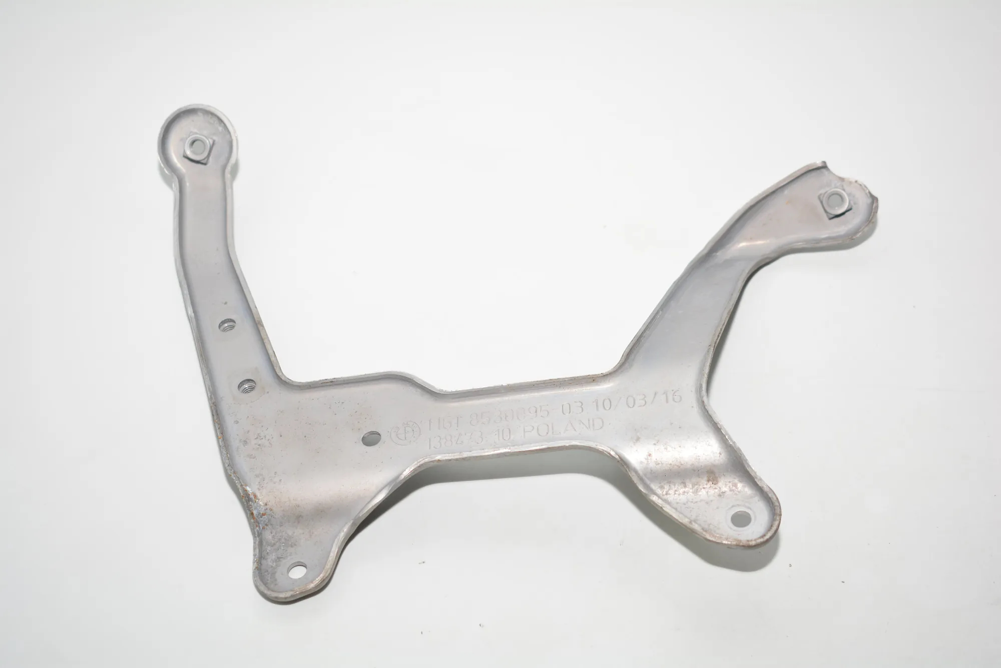 Other Body Parts – OEM 8530095 · BMW i3 (I01) Hybrid 2016 – 4