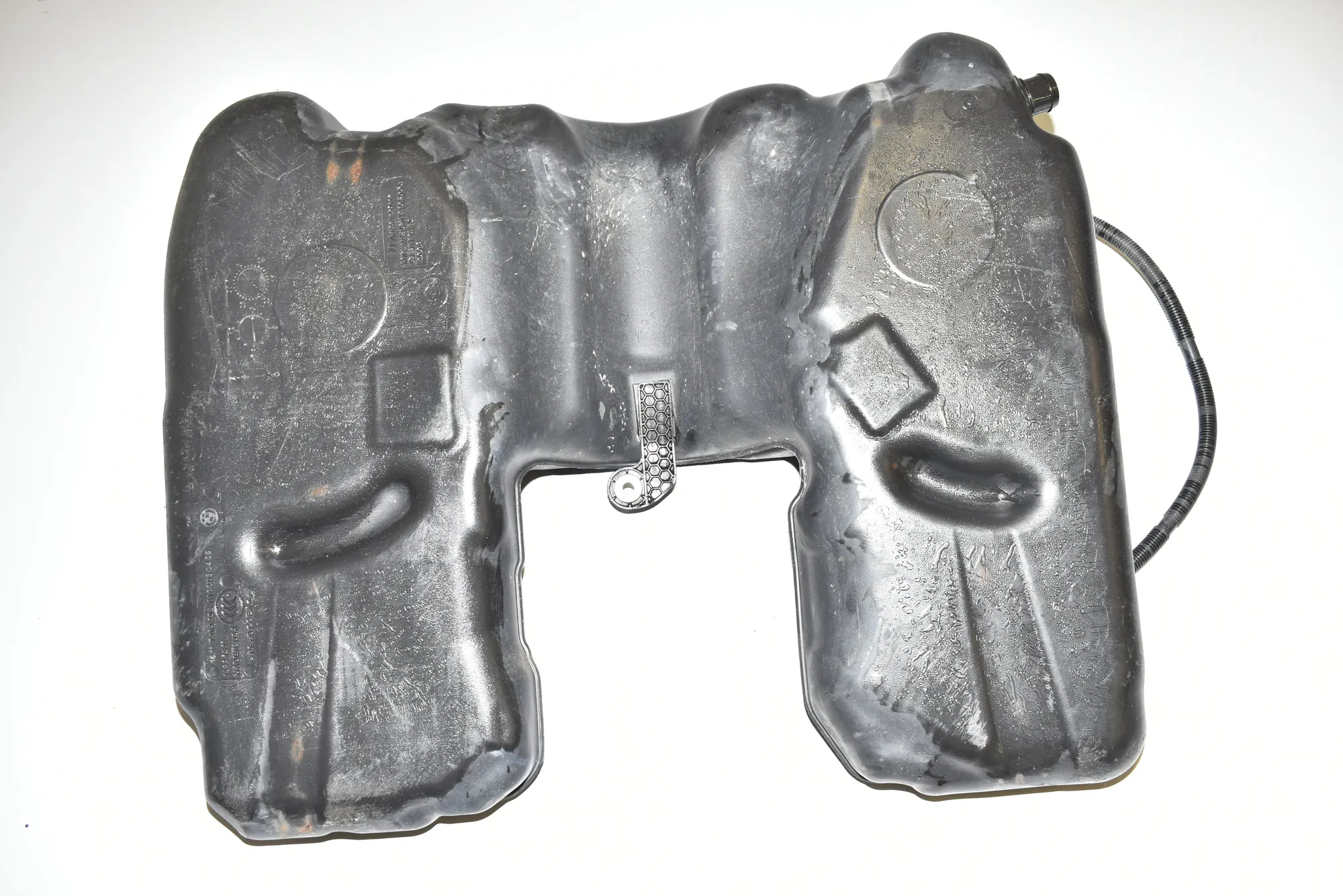 Fuel Tank – OEM 7273693 · BMW X6 (E71, E72) xDrive 35 d 2008 – 3