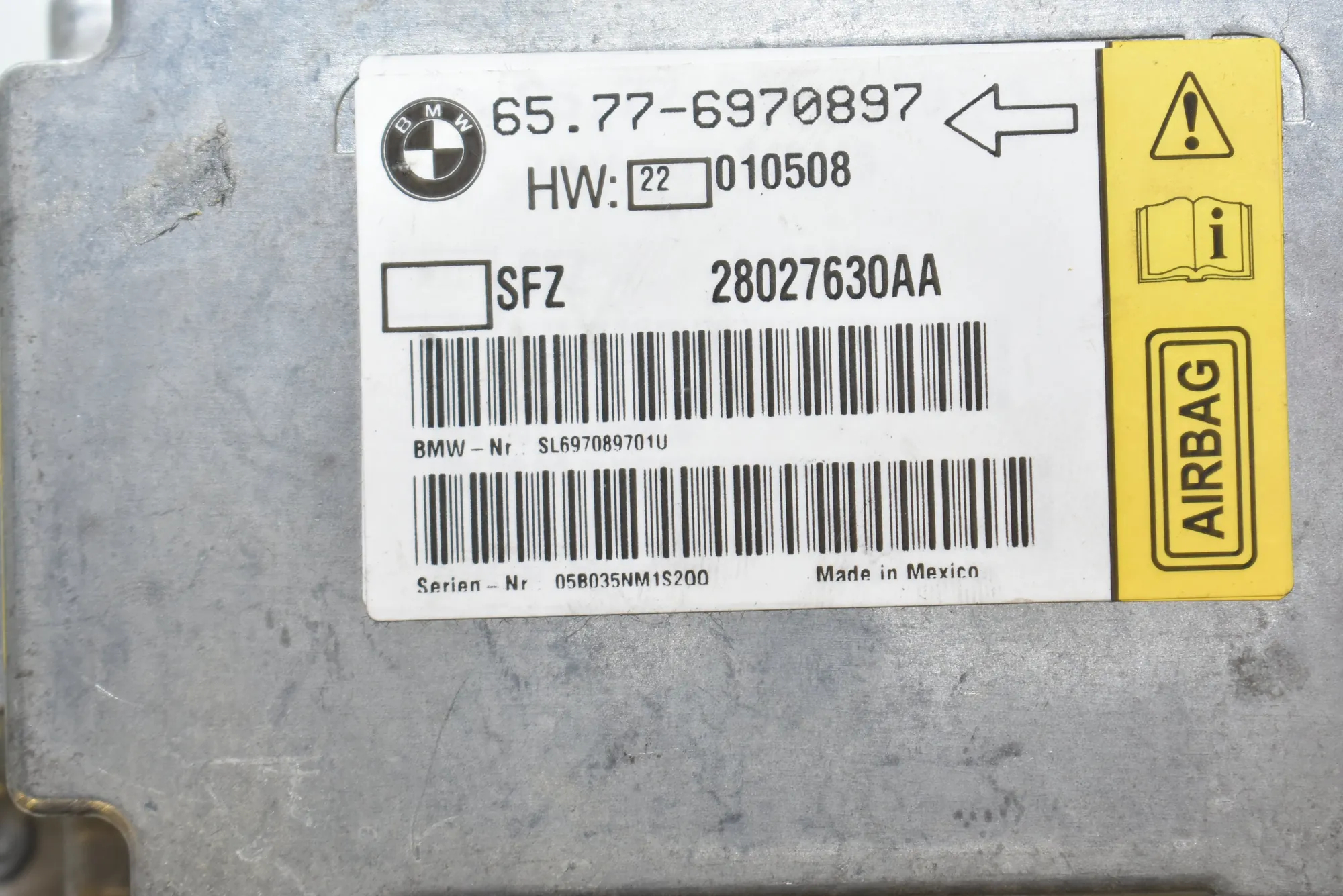 SRS Control Unit – OEM 6970897 · BMW 7 (E65, E66, E67) 745 d 2005 – 4