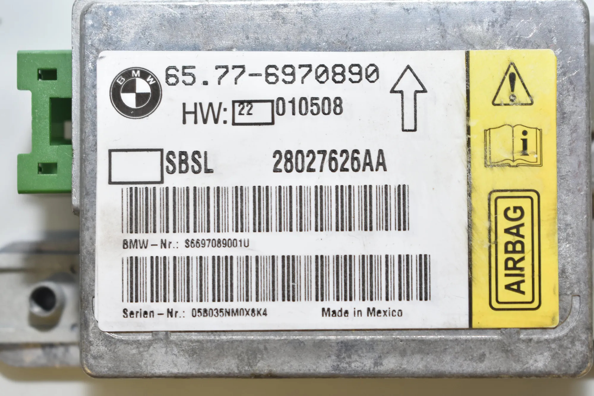 SRS Control Unit – OEM 6970890 · BMW 7 (E65, E66, E67) 745 d 2005 – 4