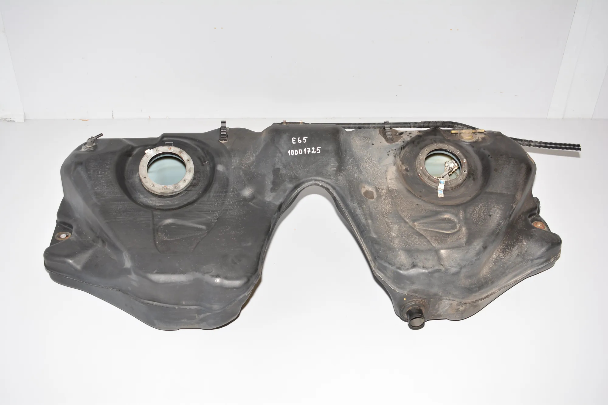 Fuel Tank – OEM 5019872D · BMW 7 (E65, E66, E67) 745 d 2005