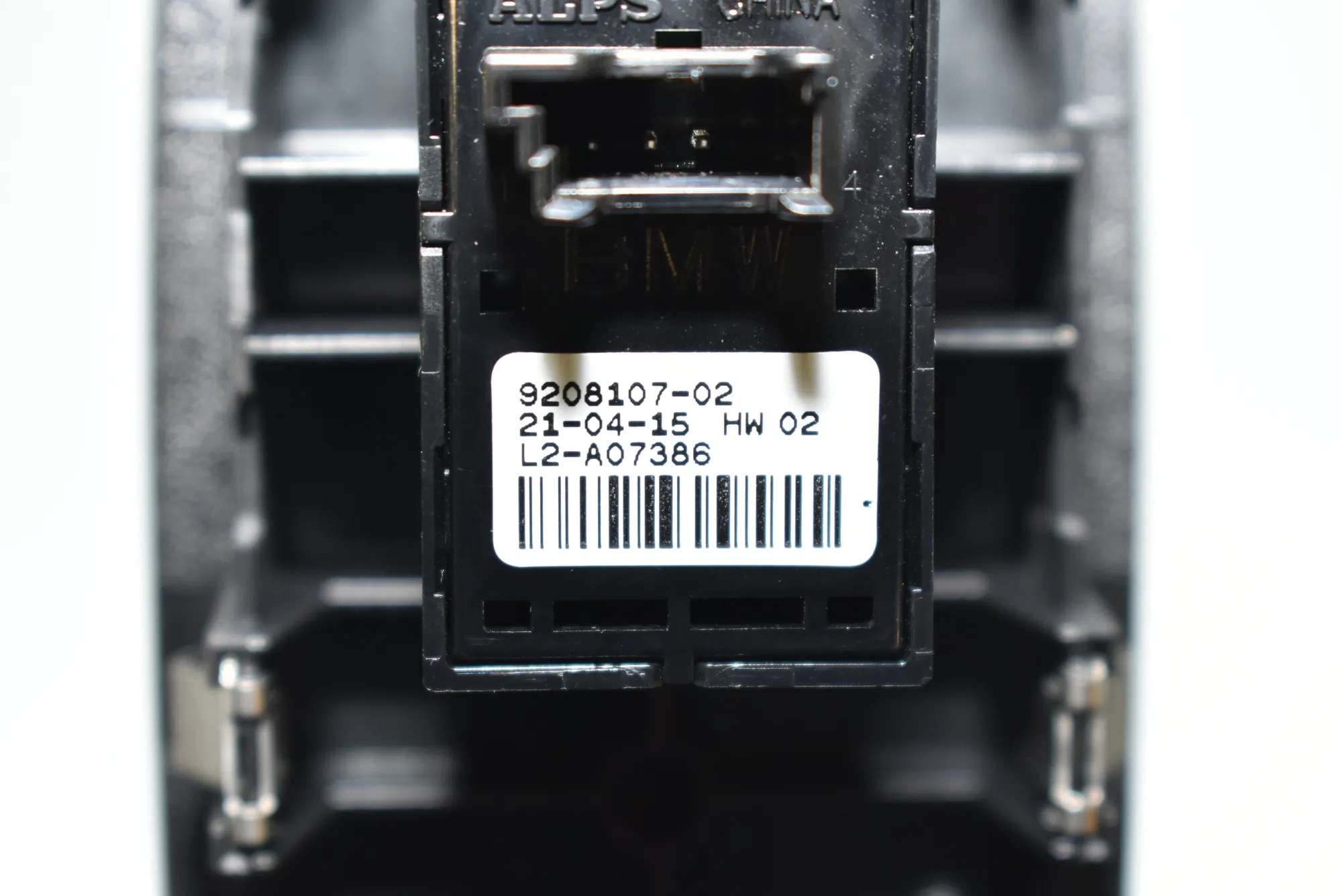 Front Right Door Window Switch – OEM 9208107 · BMW 4 Coupe (F32, F82) BMW 4 Coupe (F32, F82) 435 i xDrive 2014 – 3