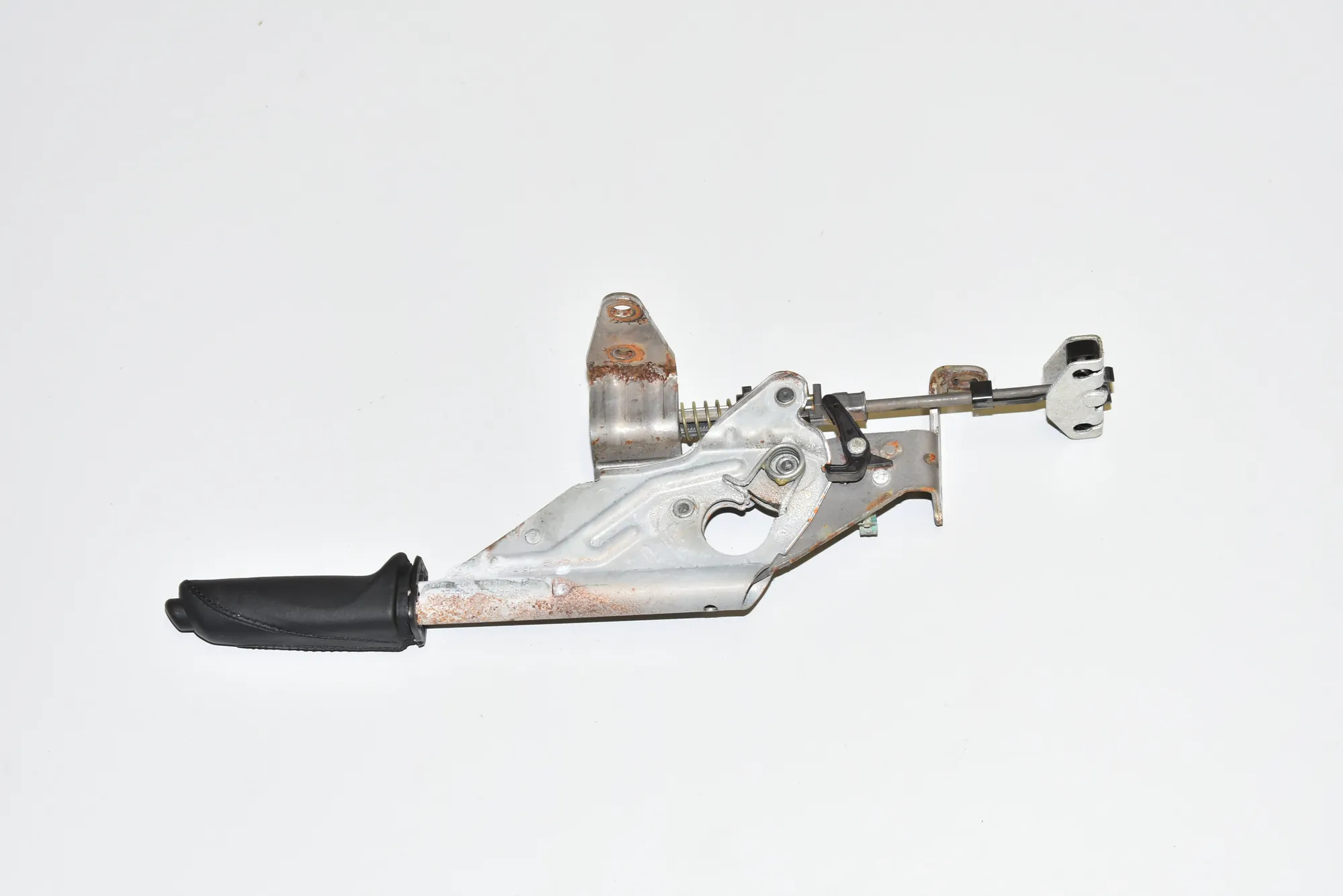 Handbrake Handle – OEM 6799101 · BMW 4 Coupe (F32, F82) BMW 4 Coupe (F32, F82) 435 i xDrive 2014 – 2